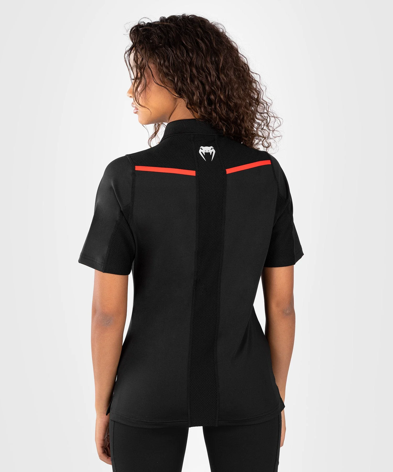 Polo de performance pour femmes UFC Venum Performance Institute 2.0 - noir/rouge - Image 5