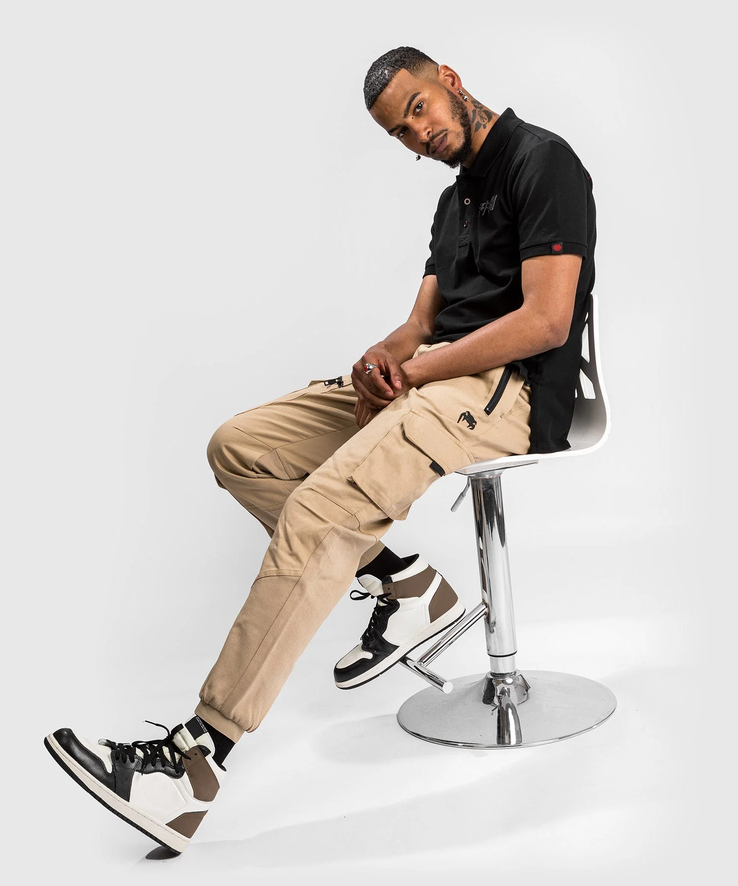 Polo Venum Okinawa 3.0- Noir/Rouge - Image 2