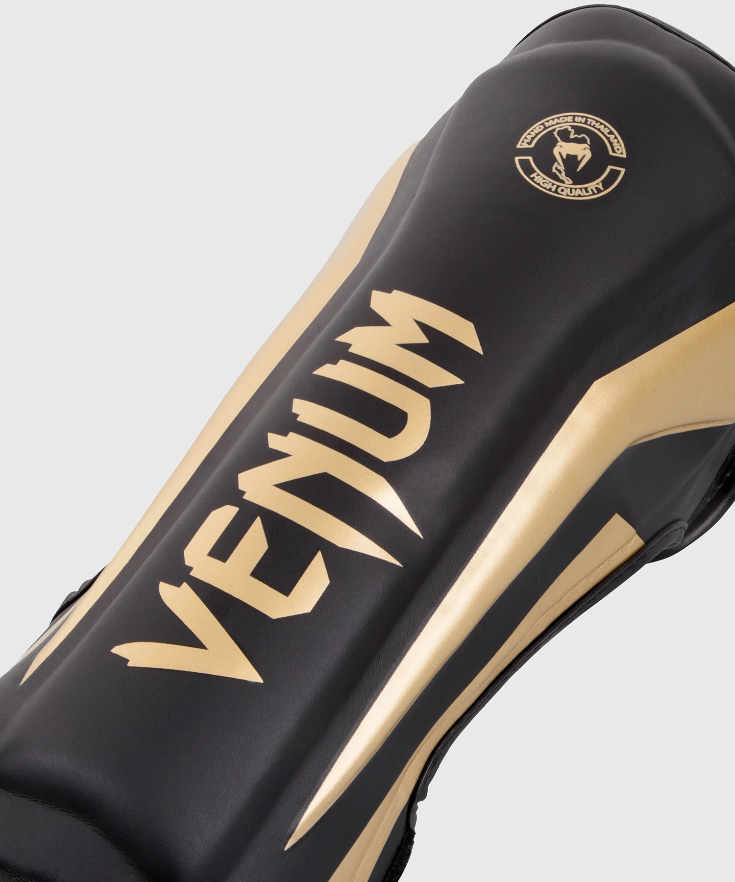 Protège-tibias Venum Elite - Noir/Doré - Image 2