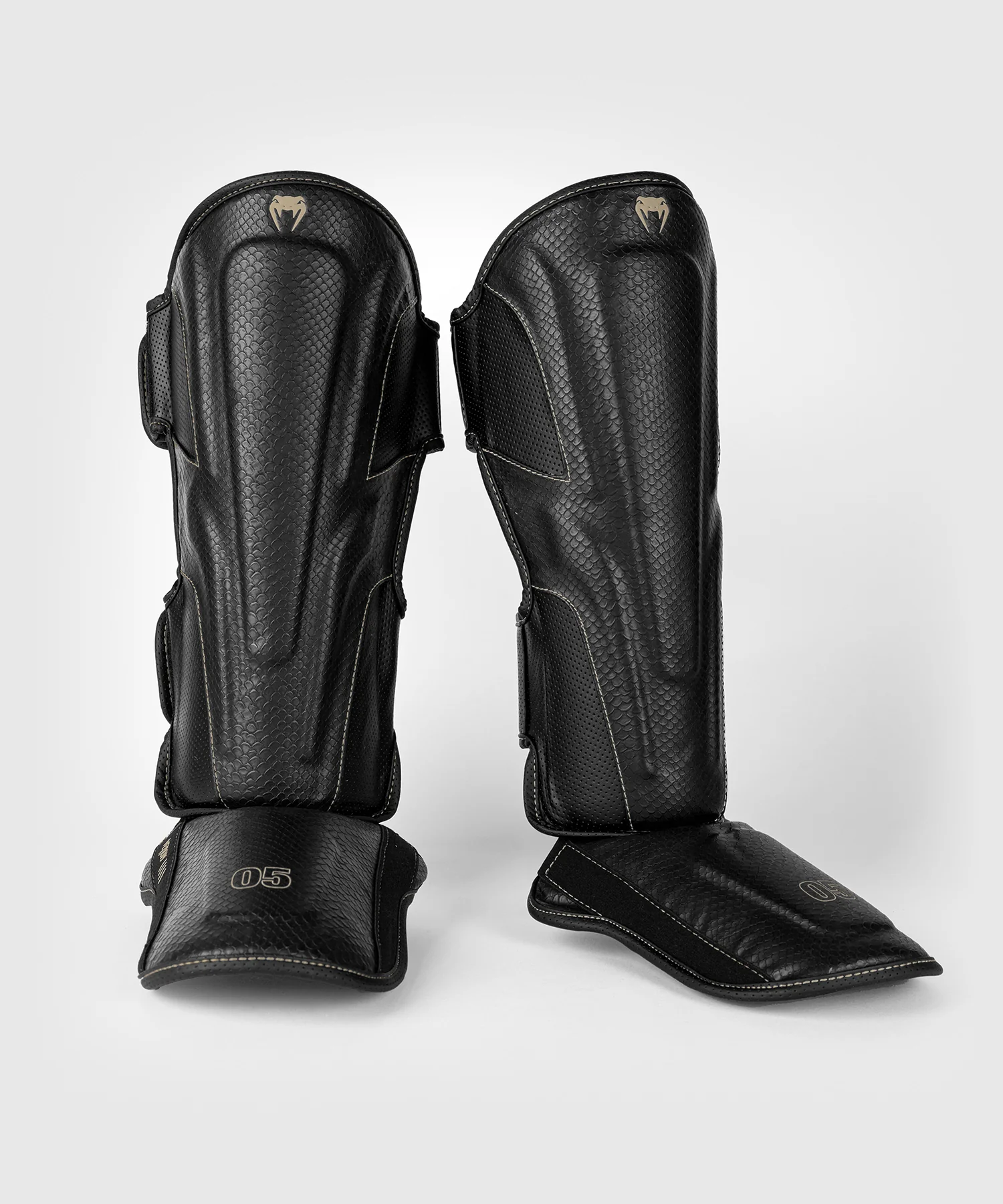 Protège-tibias Venum Impact Evo Scales – Noir - Image 2
