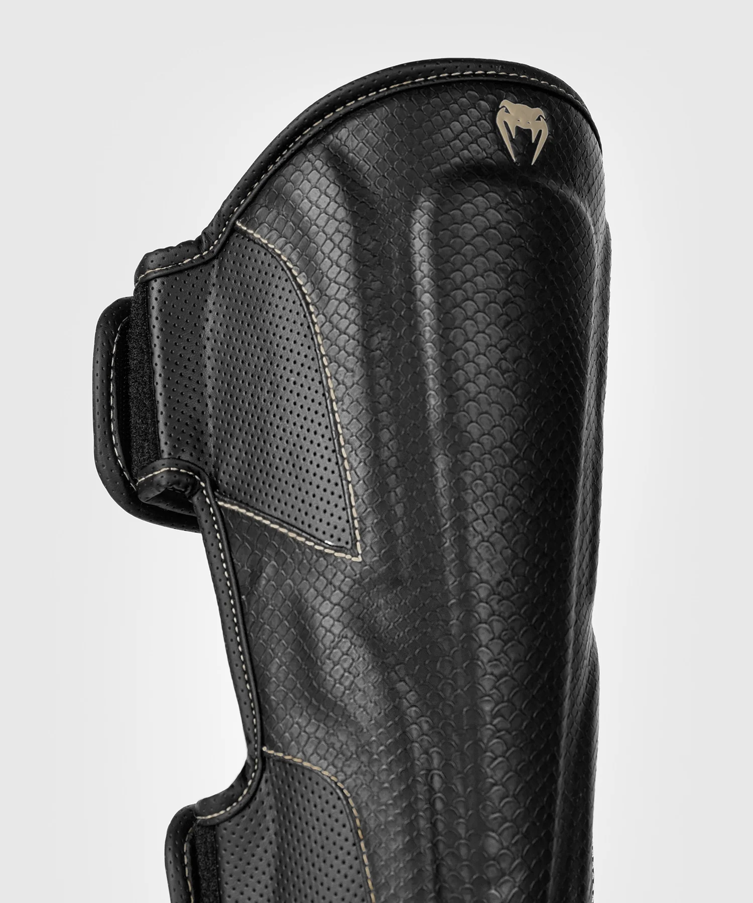 Protège-tibias Venum Impact Evo Scales – Noir - Image 6
