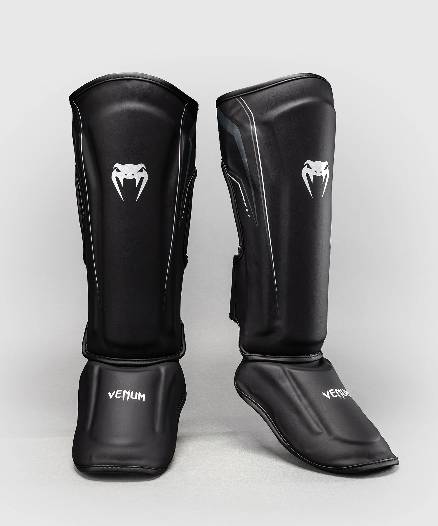 Protège-tibias Venum Streamline – Noir/Blanc