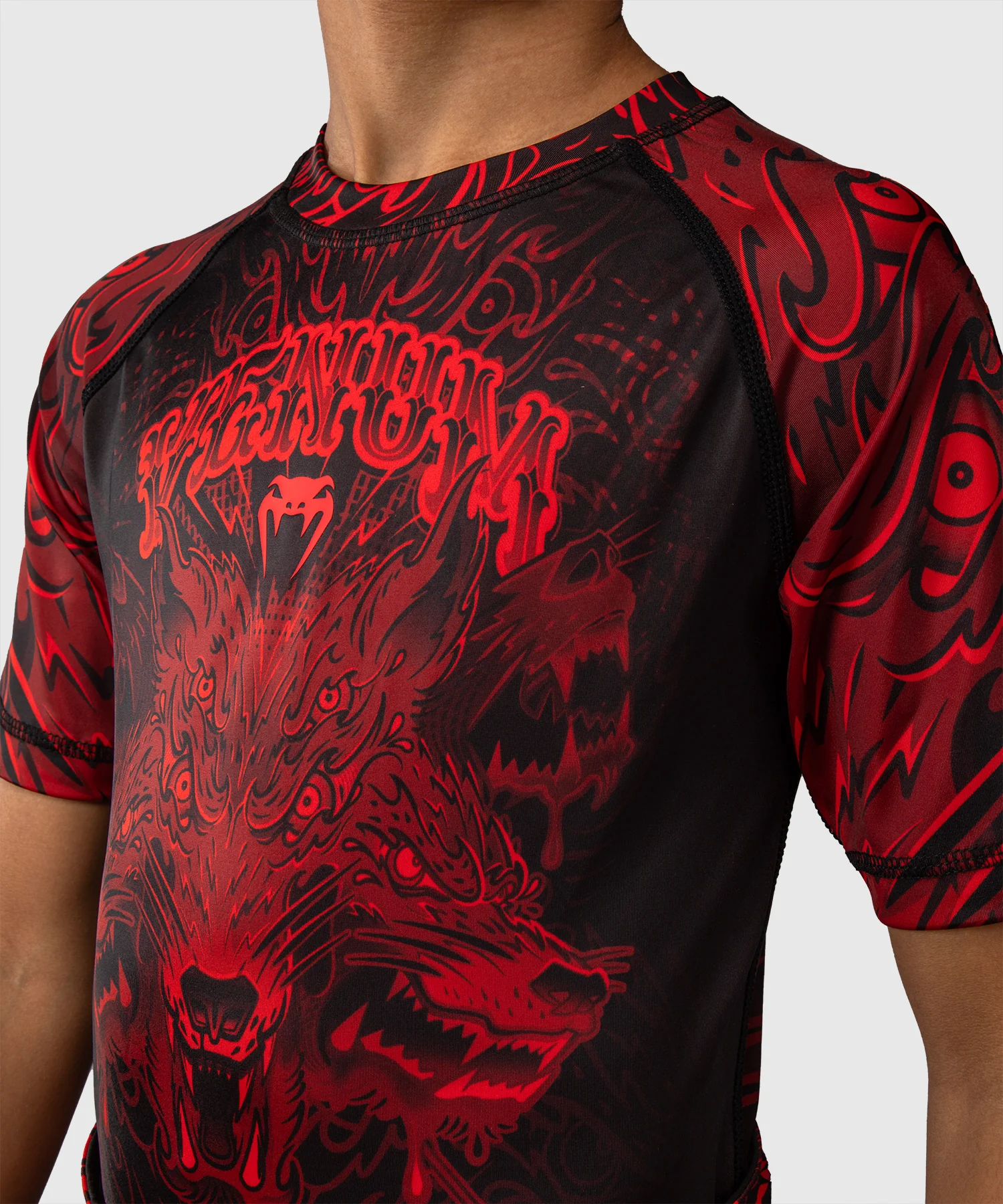 Rashguard à Manches Courtes Pour Enfants Venum Wolf Atak – Noir/Rouge - Image 4