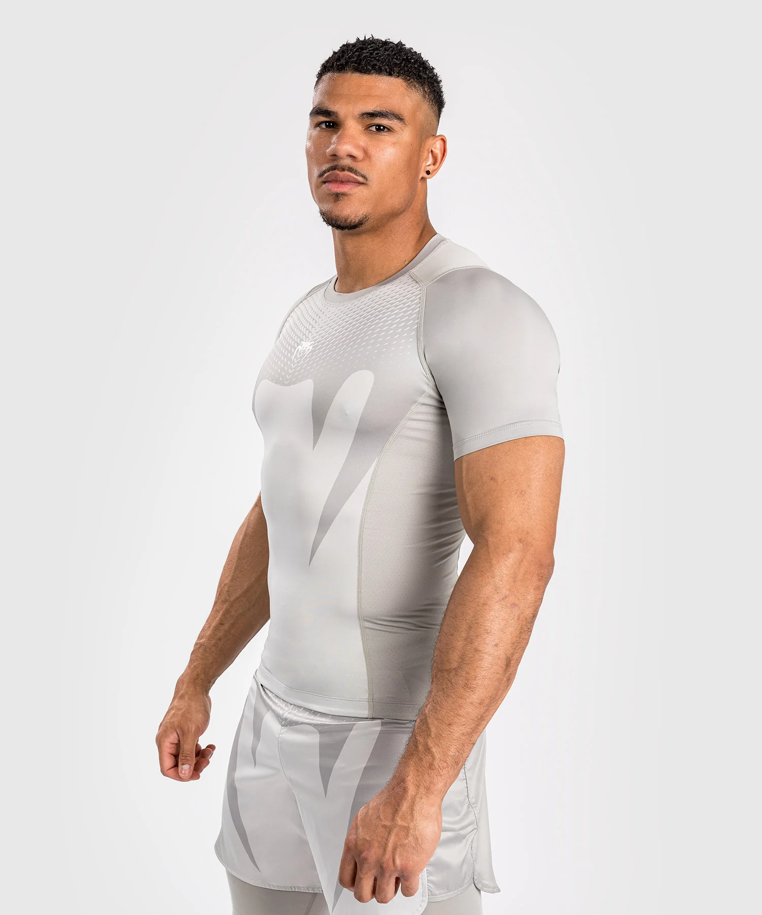 Rashguard à Manches courtes pour Hommes Venum Attack - Sable - Image 2