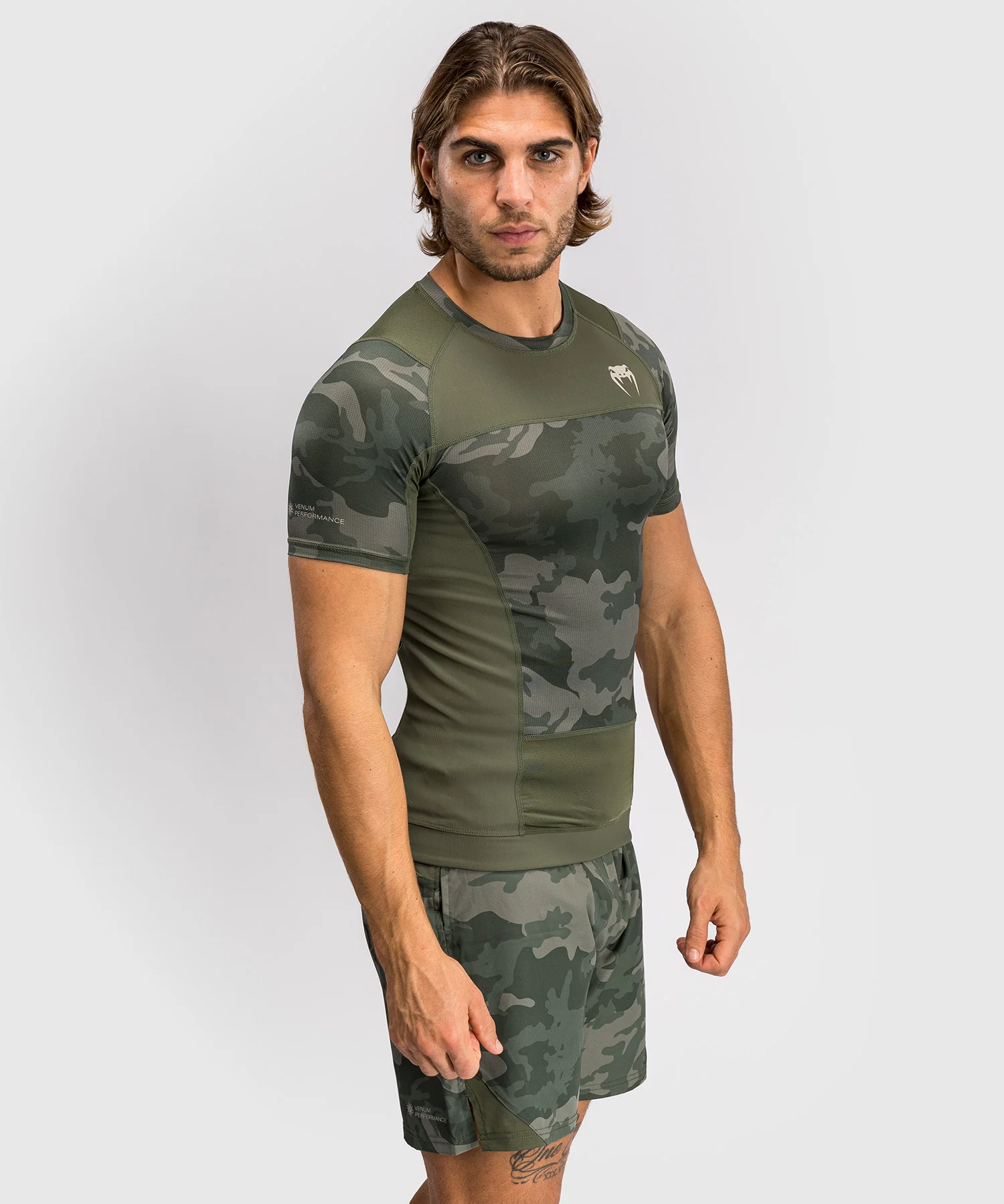 Rashguard à Manches Courtes Venum G-Fit Air pour Hommes - Camo Militaire - Image 2