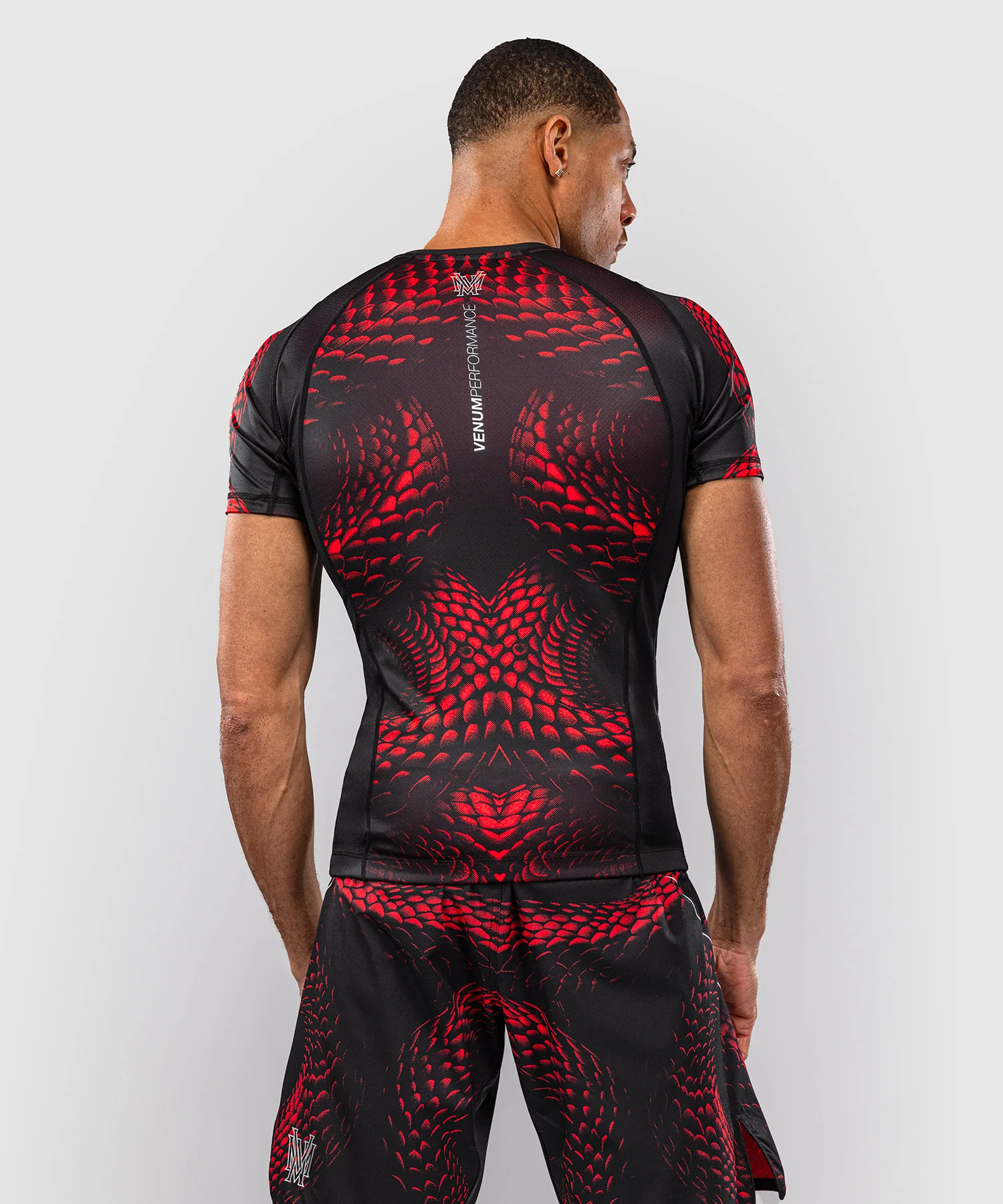 Rashguard à Manches Courtes Venum Matupa - Noir/Rouge/Argent - Image 3