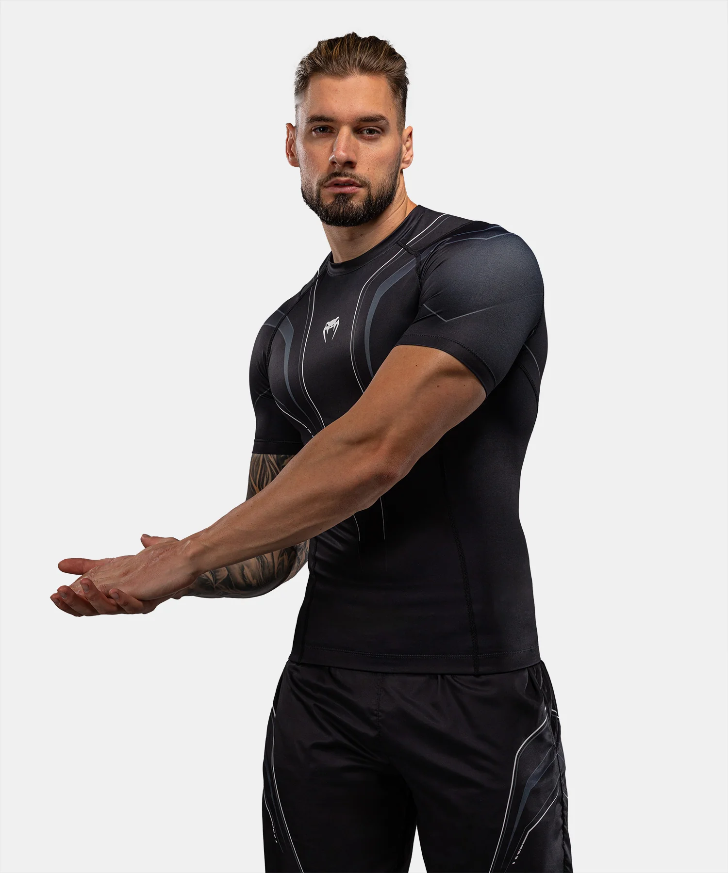 Rashguard à Manches Courtes Venum Streamline – Noir/Blanc