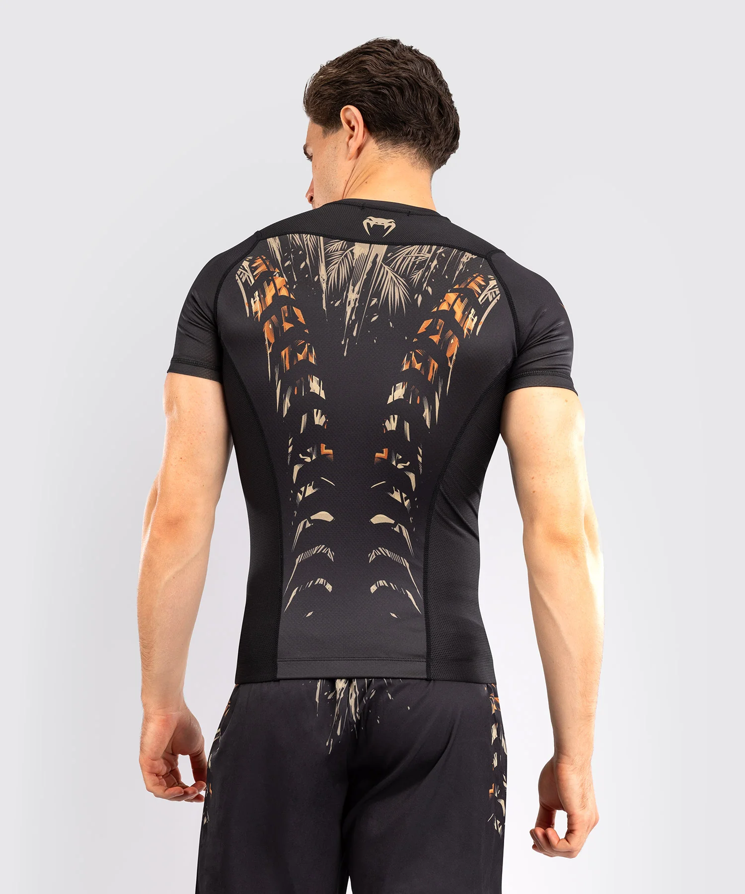 Rashguard à Manches Courtes Venum Tiger pour Hommes - Noir/Orange Néon - Image 3