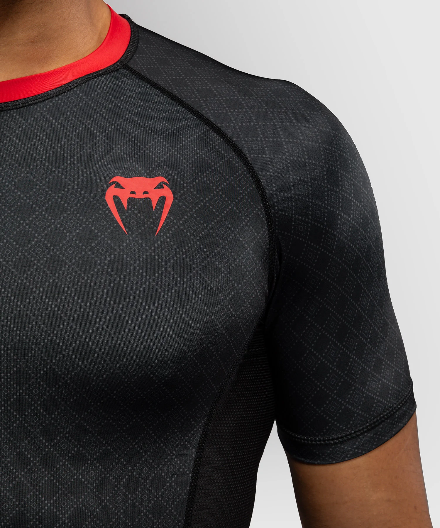 Rashguard à Manches Courtes Venum x Roger Gracie Signature - Noir/Rouge - Image 6