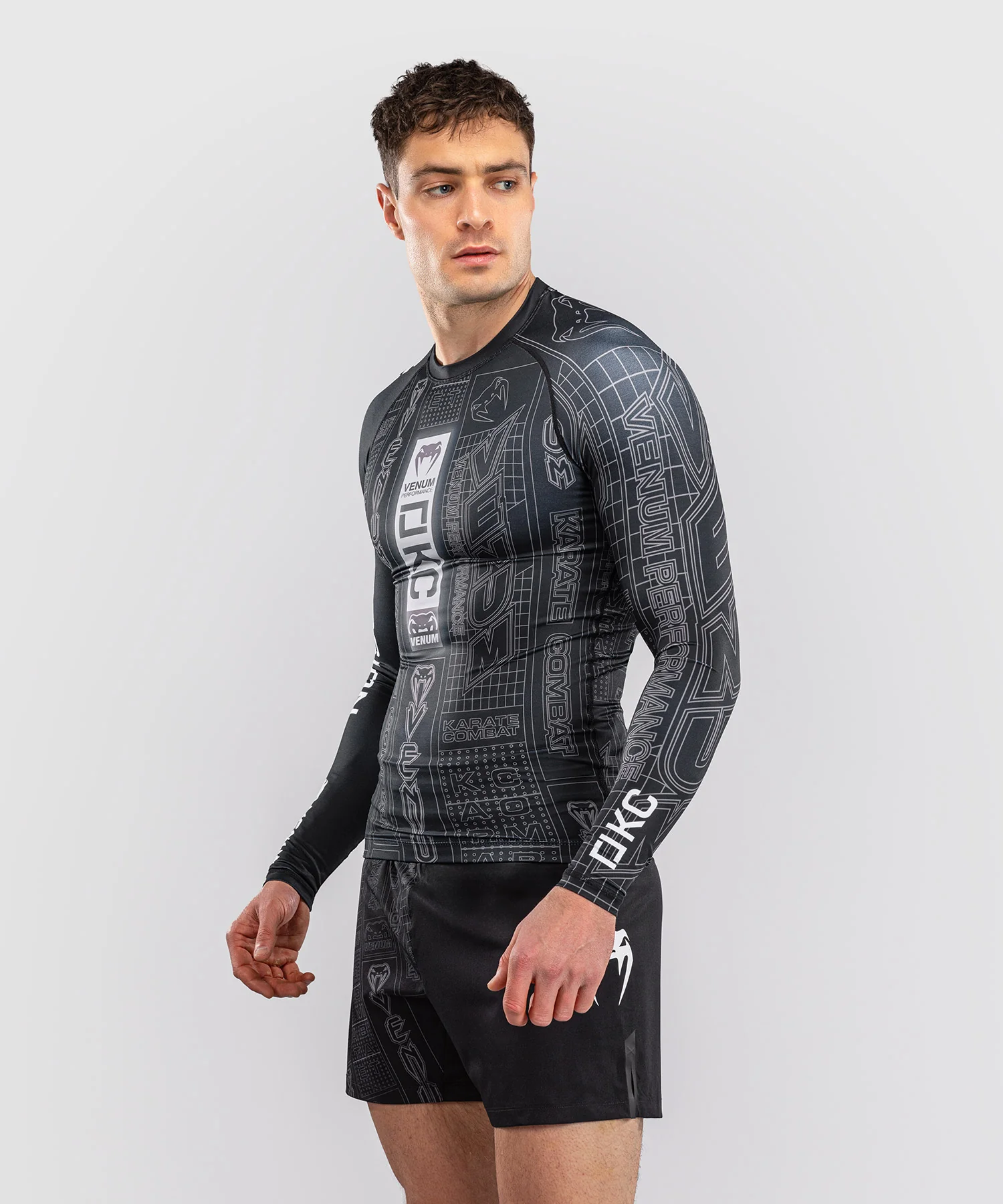 Rashguard à Manches Longues Karate Combat by Venum – Noir/Gris - Image 3