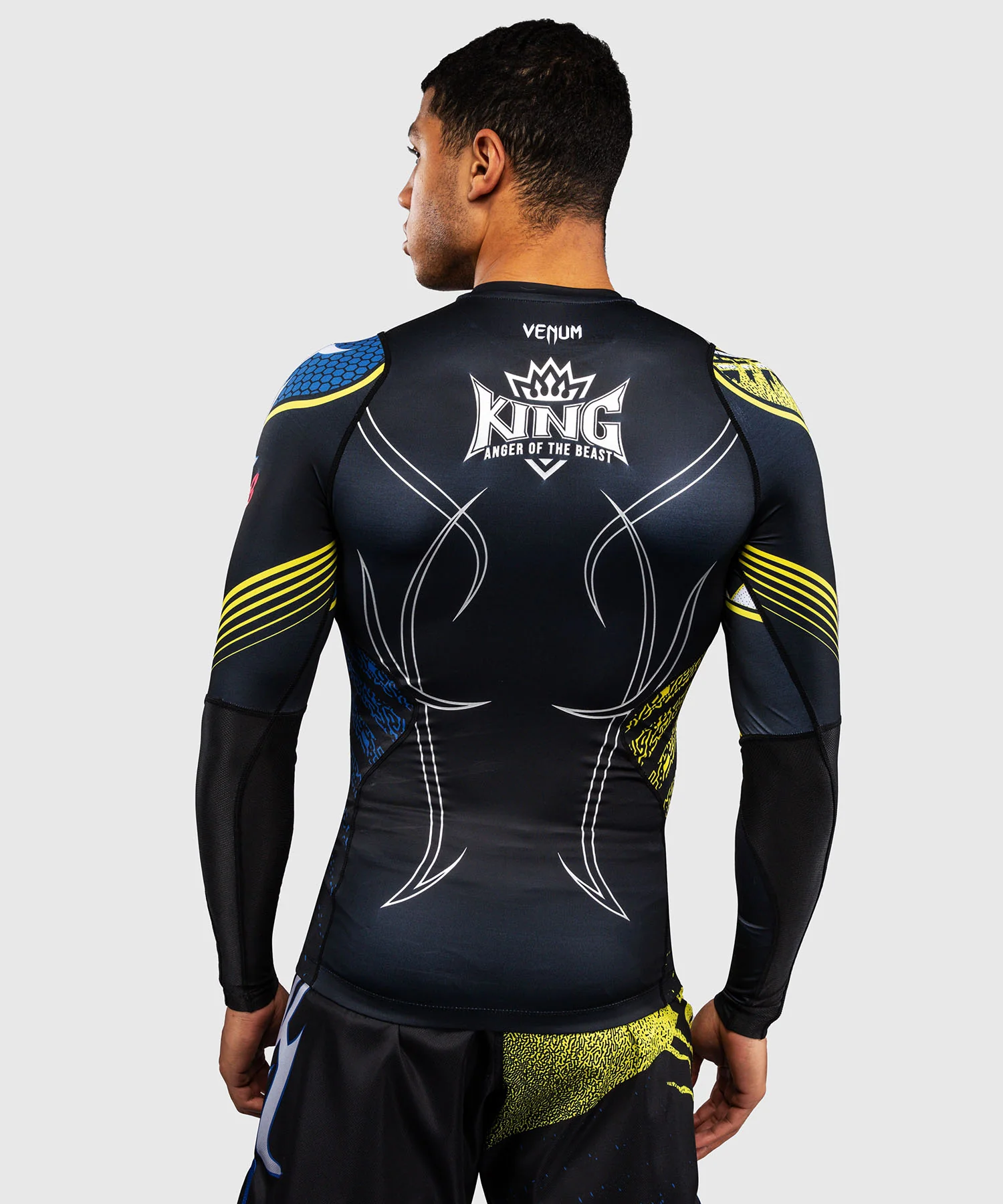 Rashguard à Manches Longues King Venum x TEKKEN 8 - Noir/Jaune - Image 3