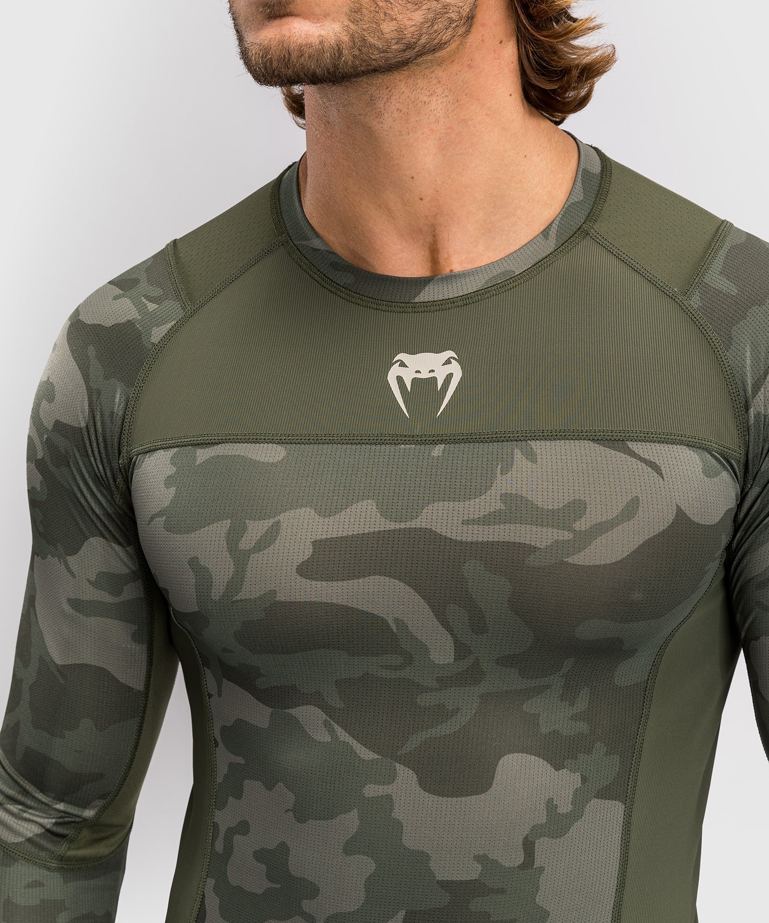 Rashguard à Manches Longues Venum G-Fit Air pour Hommes - Camo Militaire - Image 4