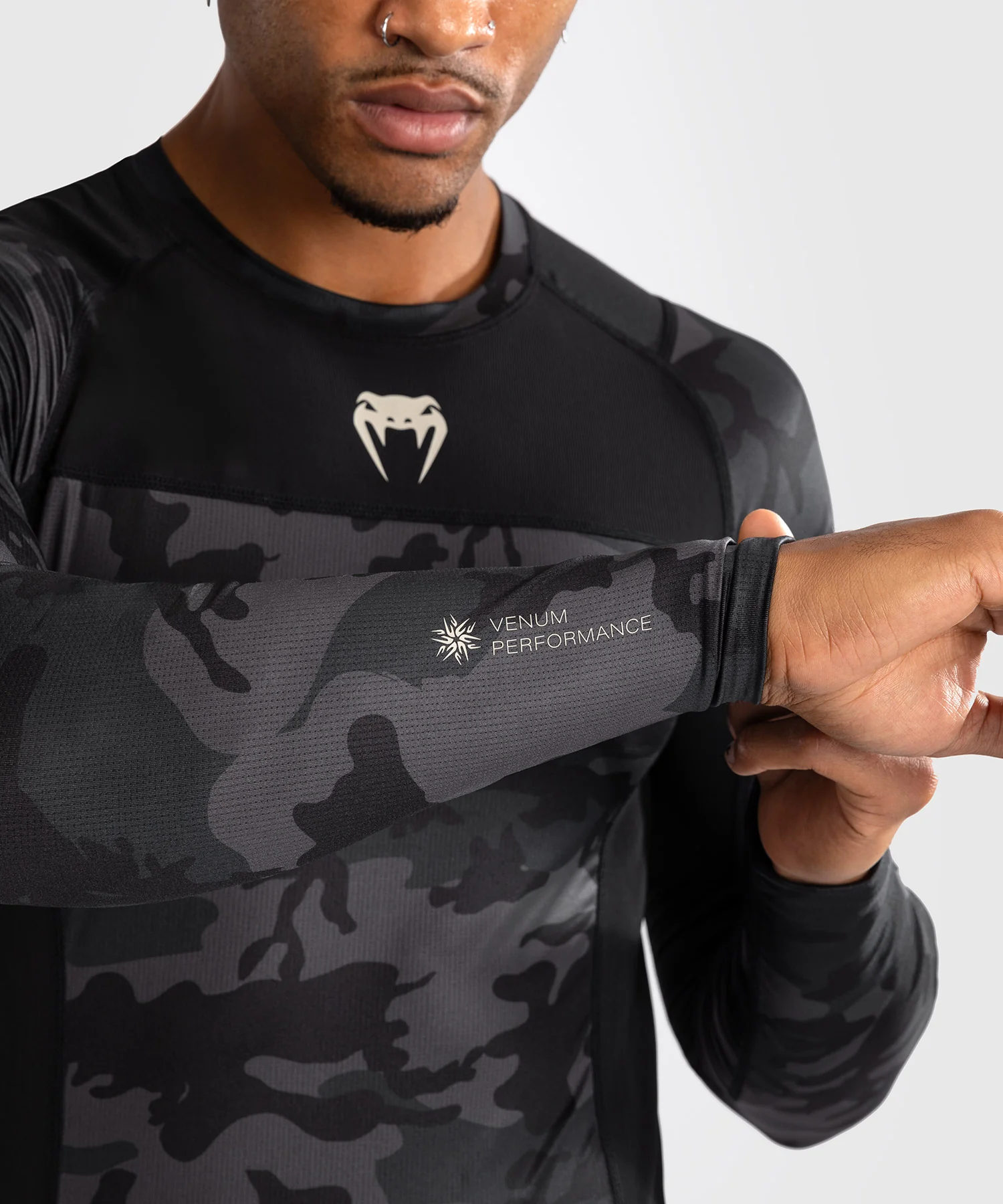 Rashguard à Manches Longues Venum G-Fit Air pour Hommes - Camo Urban - Image 5
