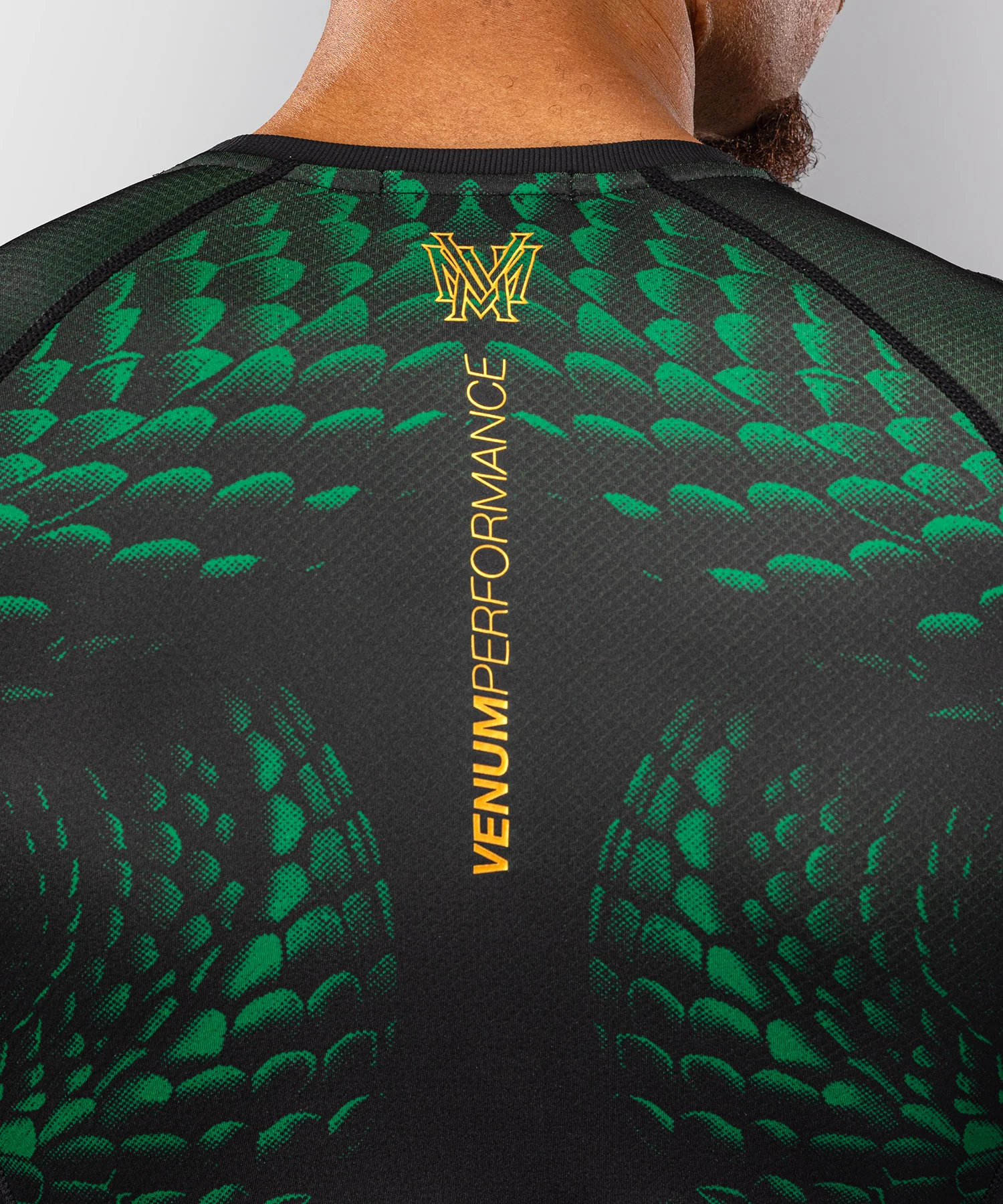 Rashguard à Manches Longues Venum Matupa - Noir/Vert/Or - Image 4