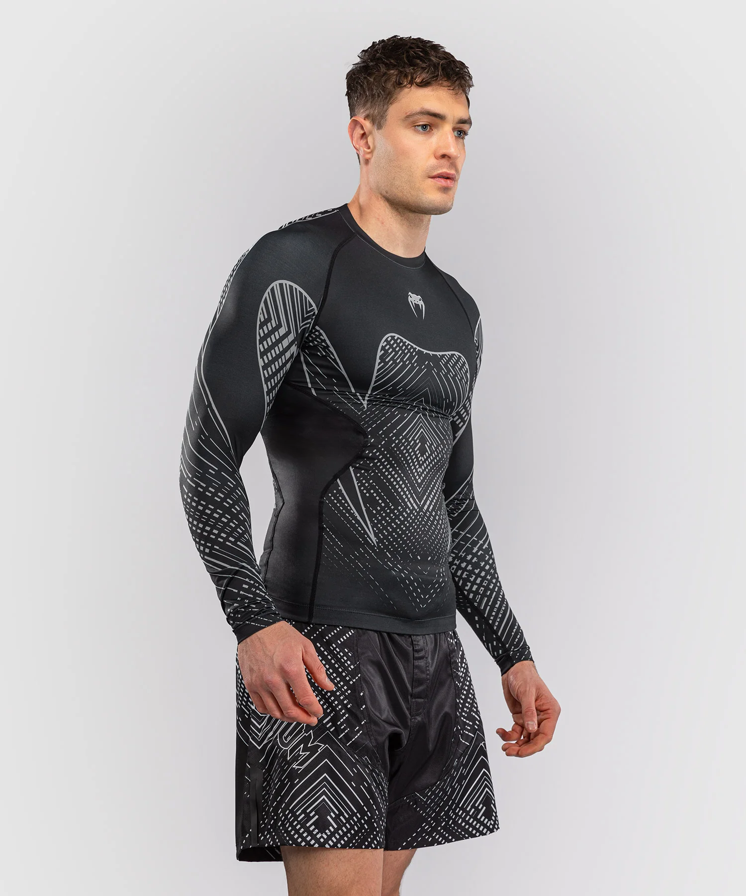 Rashguard à Manches Longues Venum Midnight Fury – Noir/Gris/Argent - Image 2