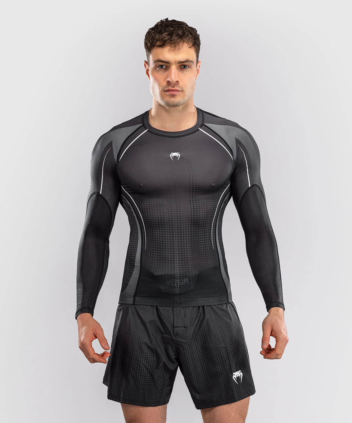 Rashguard à Manches Longues Venum Stealth – Noir/Blanc