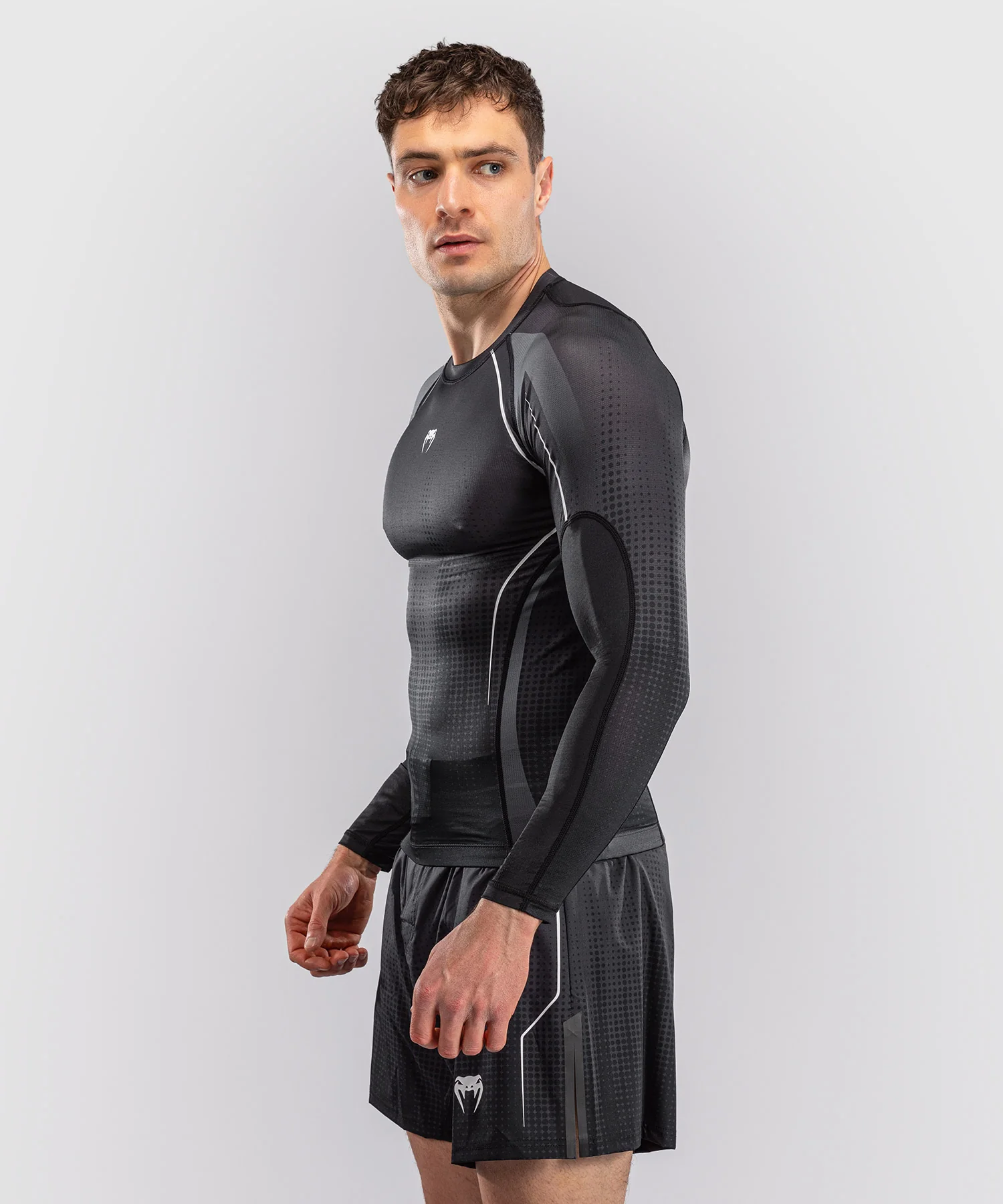 Rashguard à Manches Longues Venum Stealth – Noir/Blanc - Image 3