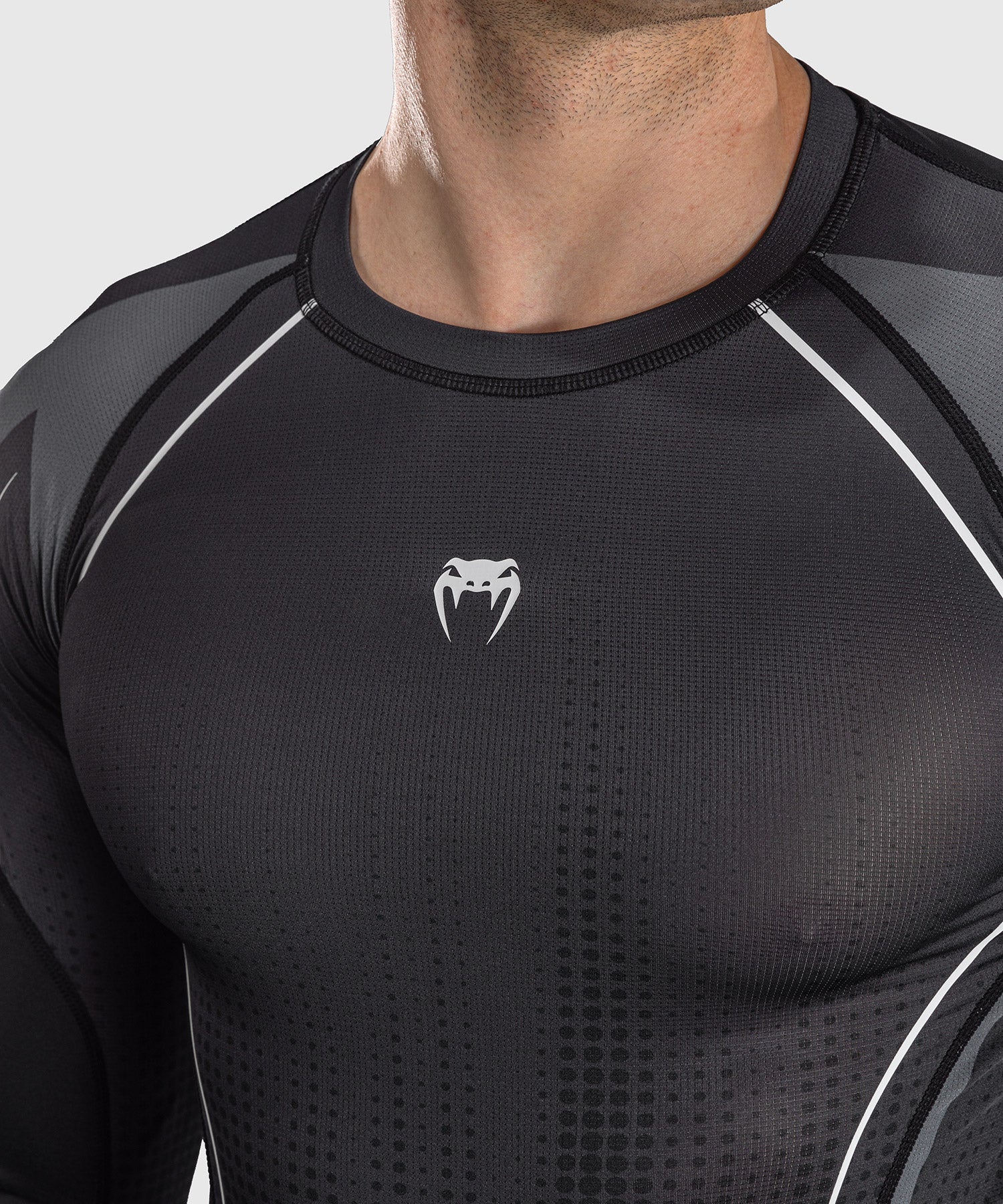 Rashguard à Manches Longues Venum Stealth – Noir/Blanc - Image 5