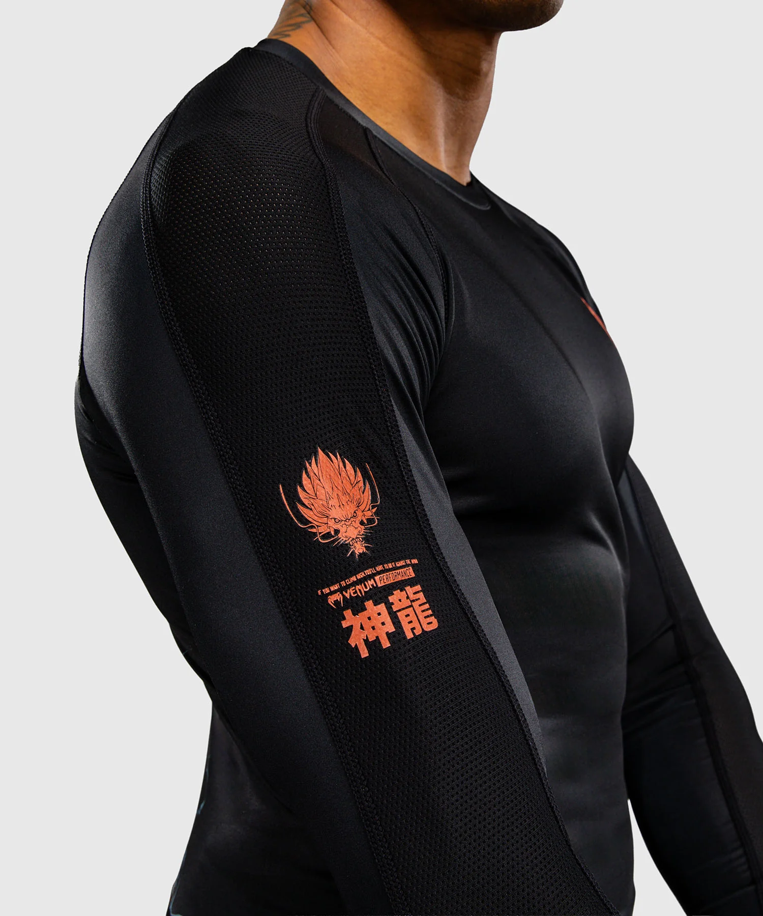 Rashguard à Manches Longues Venum Thunder Dragon – Noir/Gris/Cuivre - Image 7