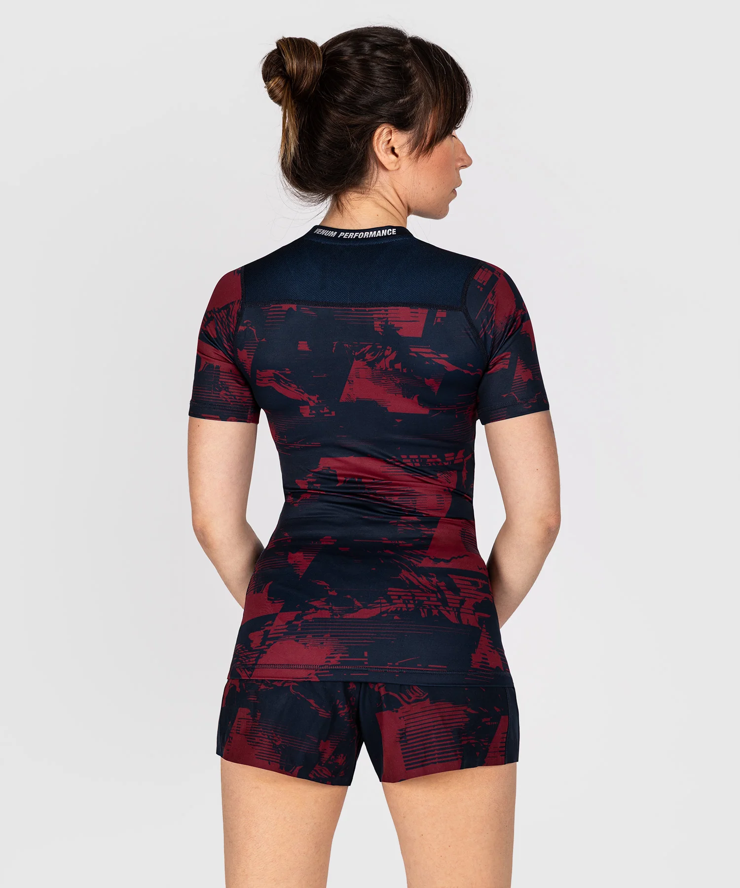 Rashguard manches courtes Performance Femme UFC Zenith by Venum Authentic Fight Week - Bleu marine/Bordeaux/Argent - Image 4