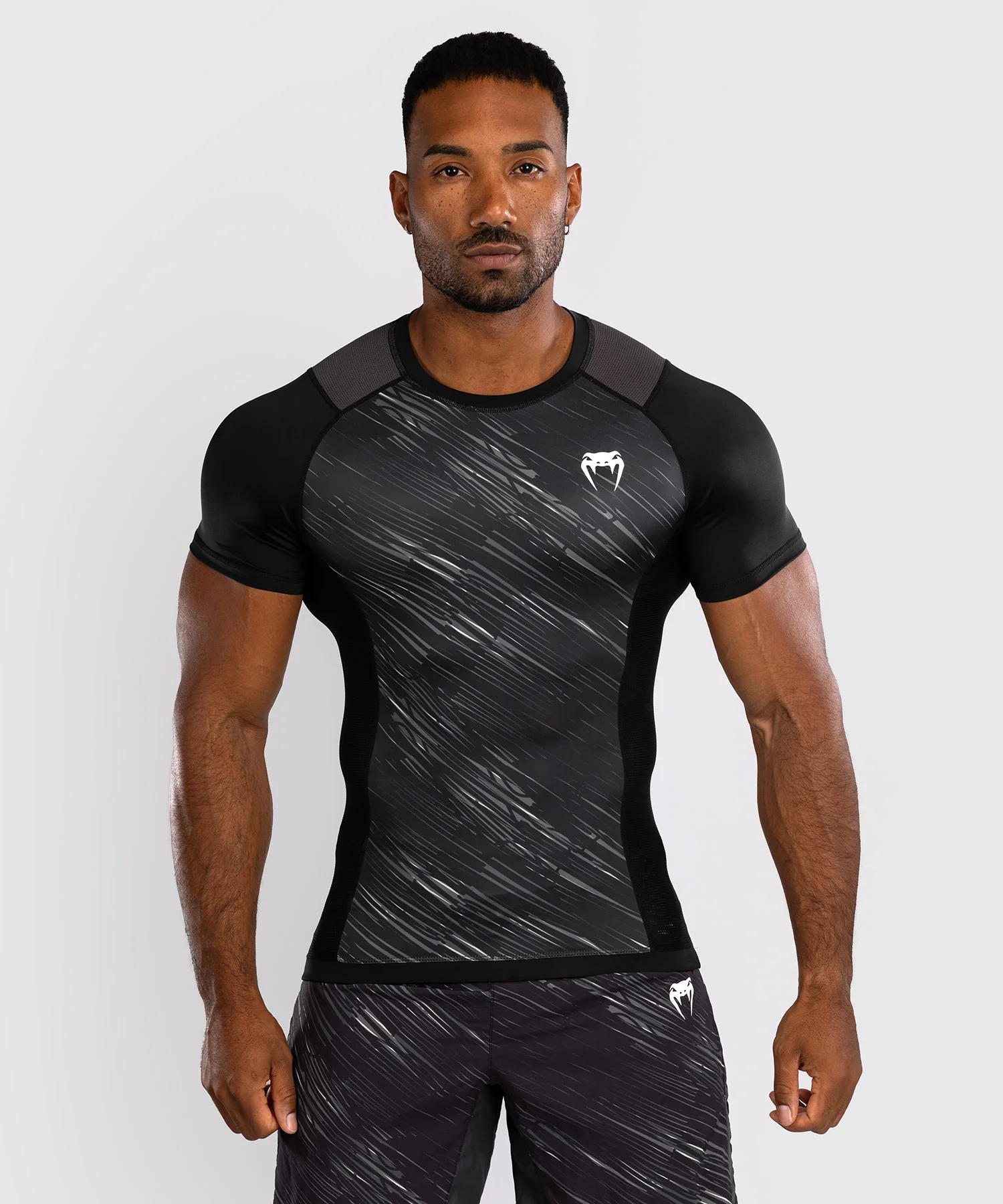 Rashguard Manches Courtes Venum Rapid - Noir/Gris Orage