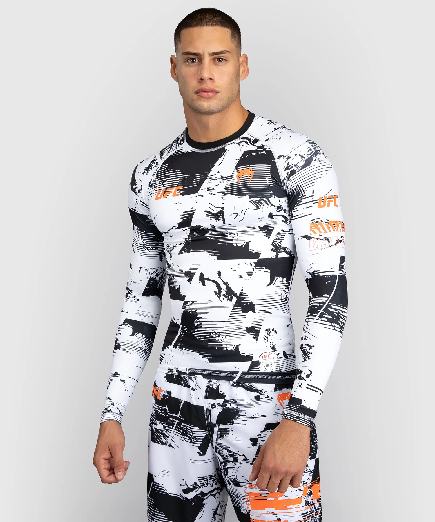Rashguard manches longues Performance Homme UFC Zenith by Venum Authentic Fight Week - Blanc - Image 3