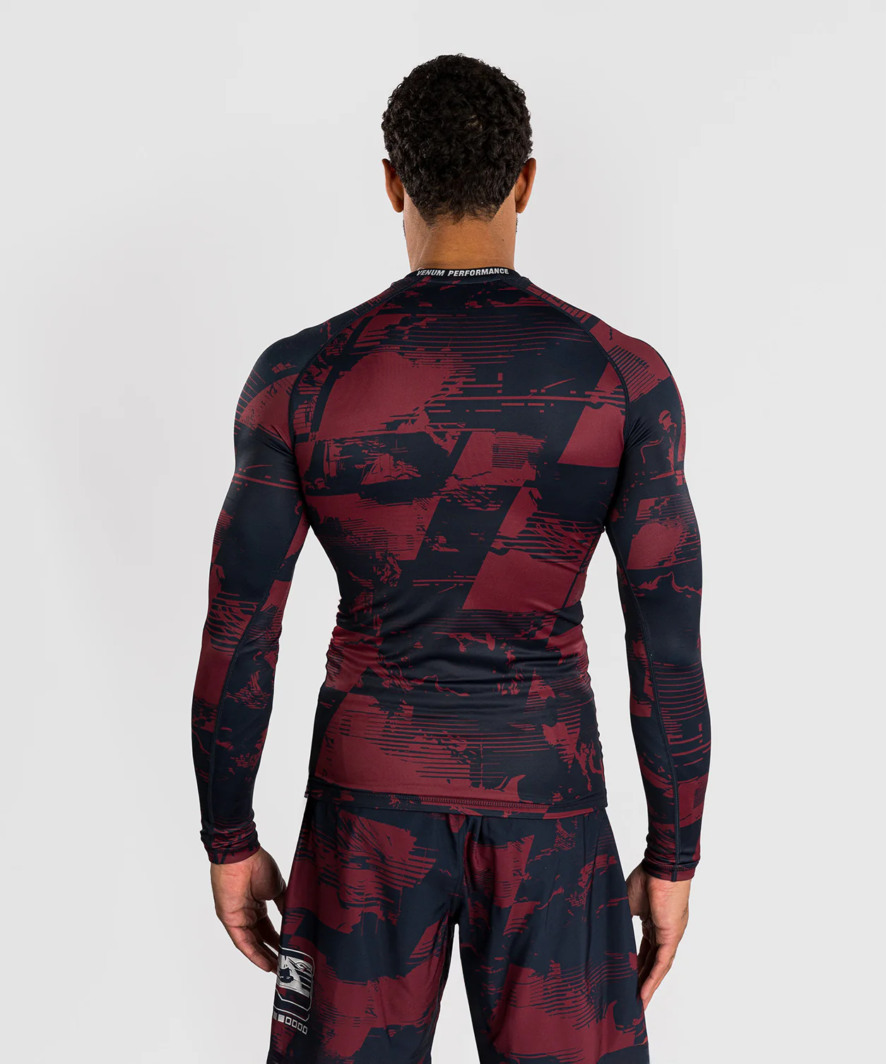 Rashguard manches longues Performance Homme UFC Zenith by Venum Authentic Fight Week - Bleu marine/Bordeaux/Argent - Image 3