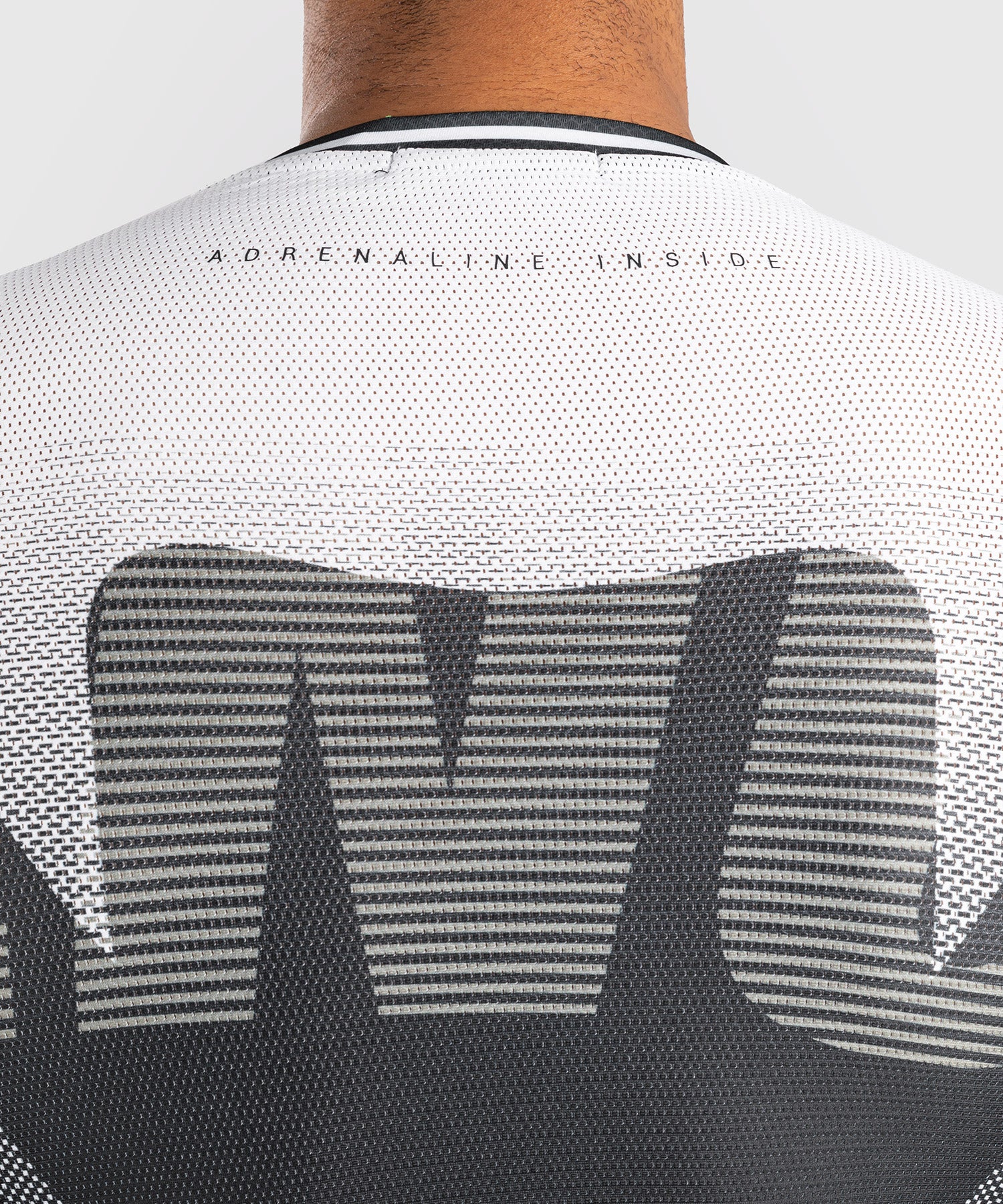 Rashguard Manches Longues Venum Adrenaline – Noir/Sable - Image 5