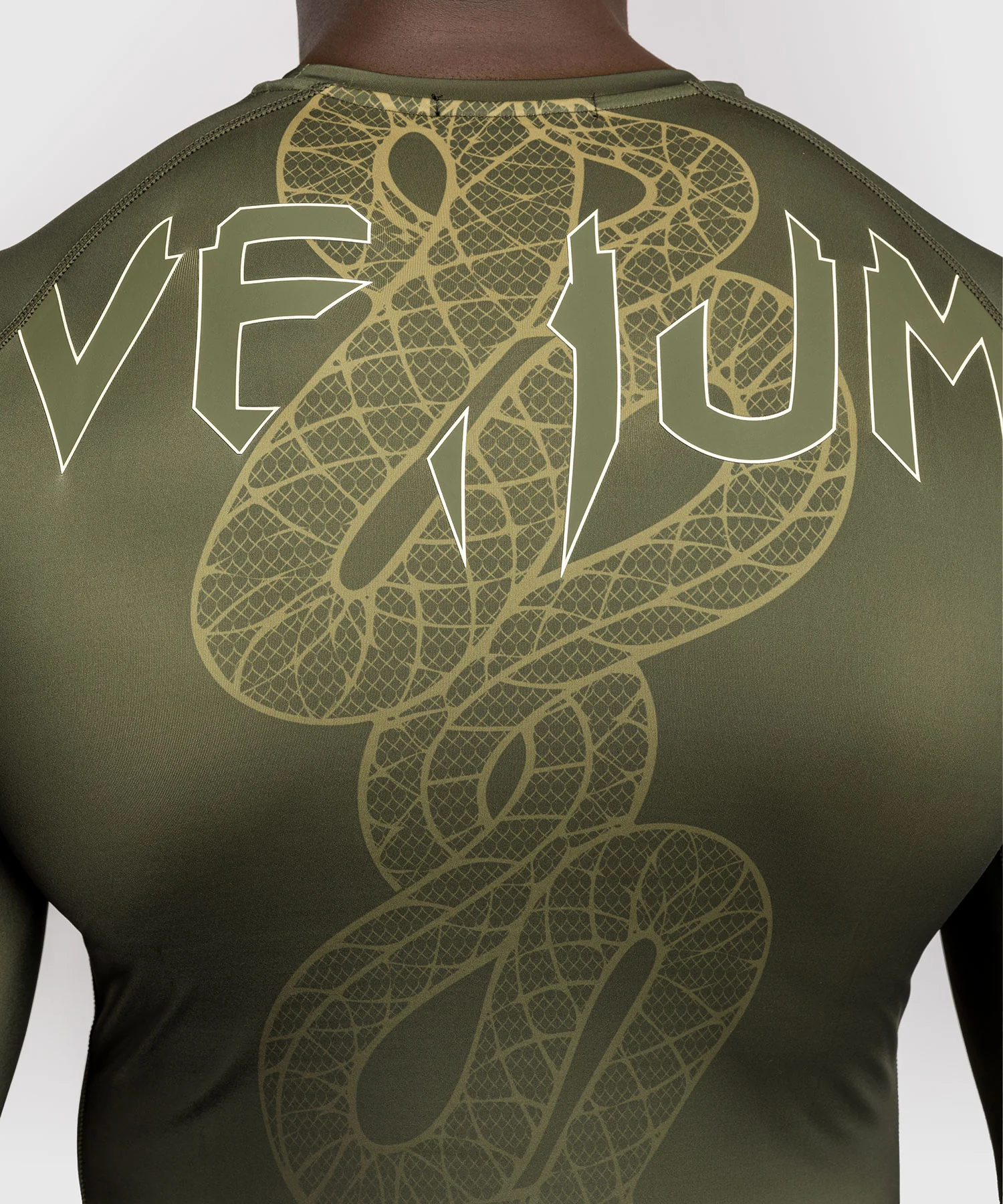 Rashguard Manches Longues Venum Serpenti – Kaki/Bronze/Ivoire - Image 5