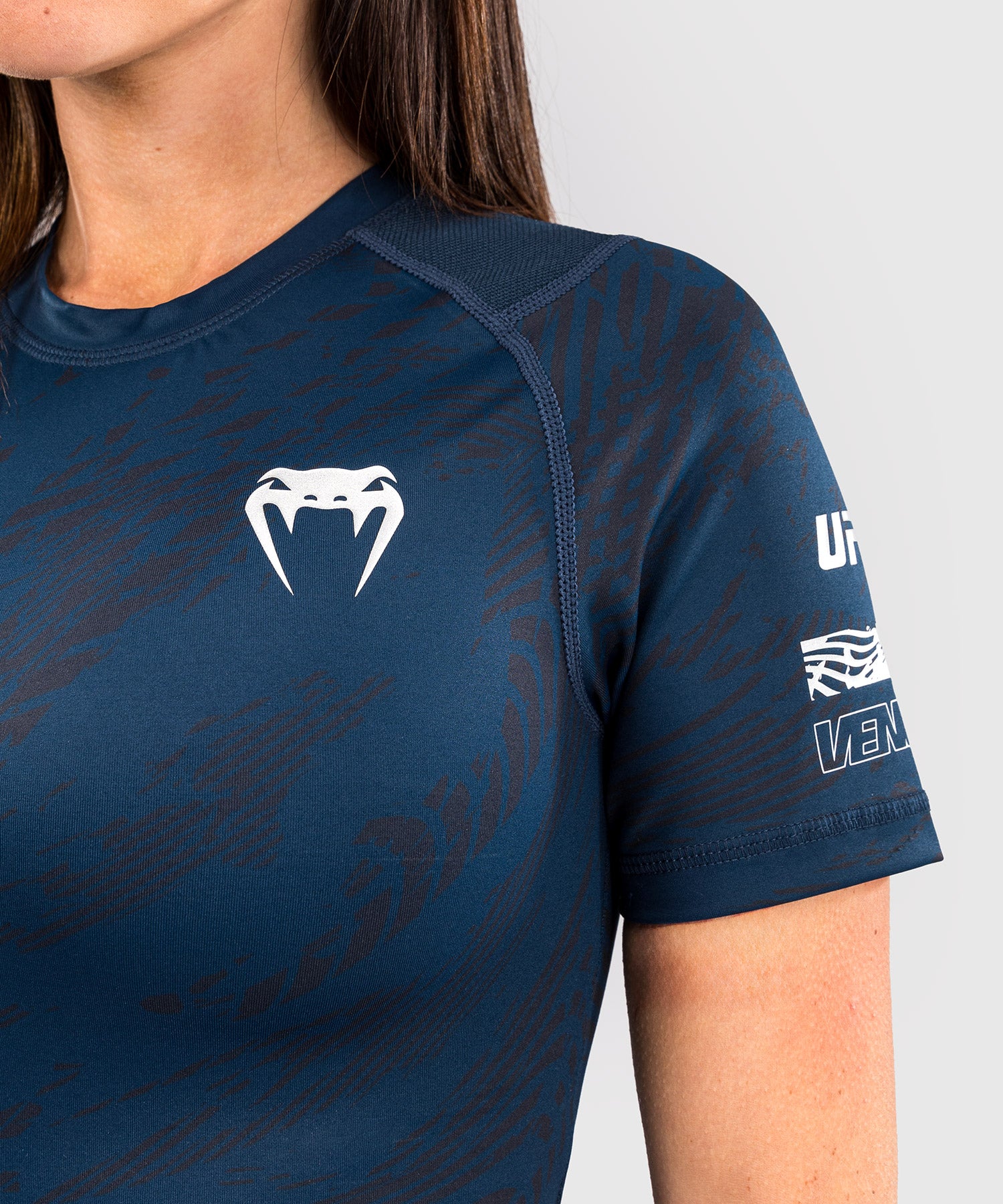 Rashguard Performance à Manches Courtes pour Femmes UFC Fusion by Venum Fight Week - Bleu Océanique - Image 5