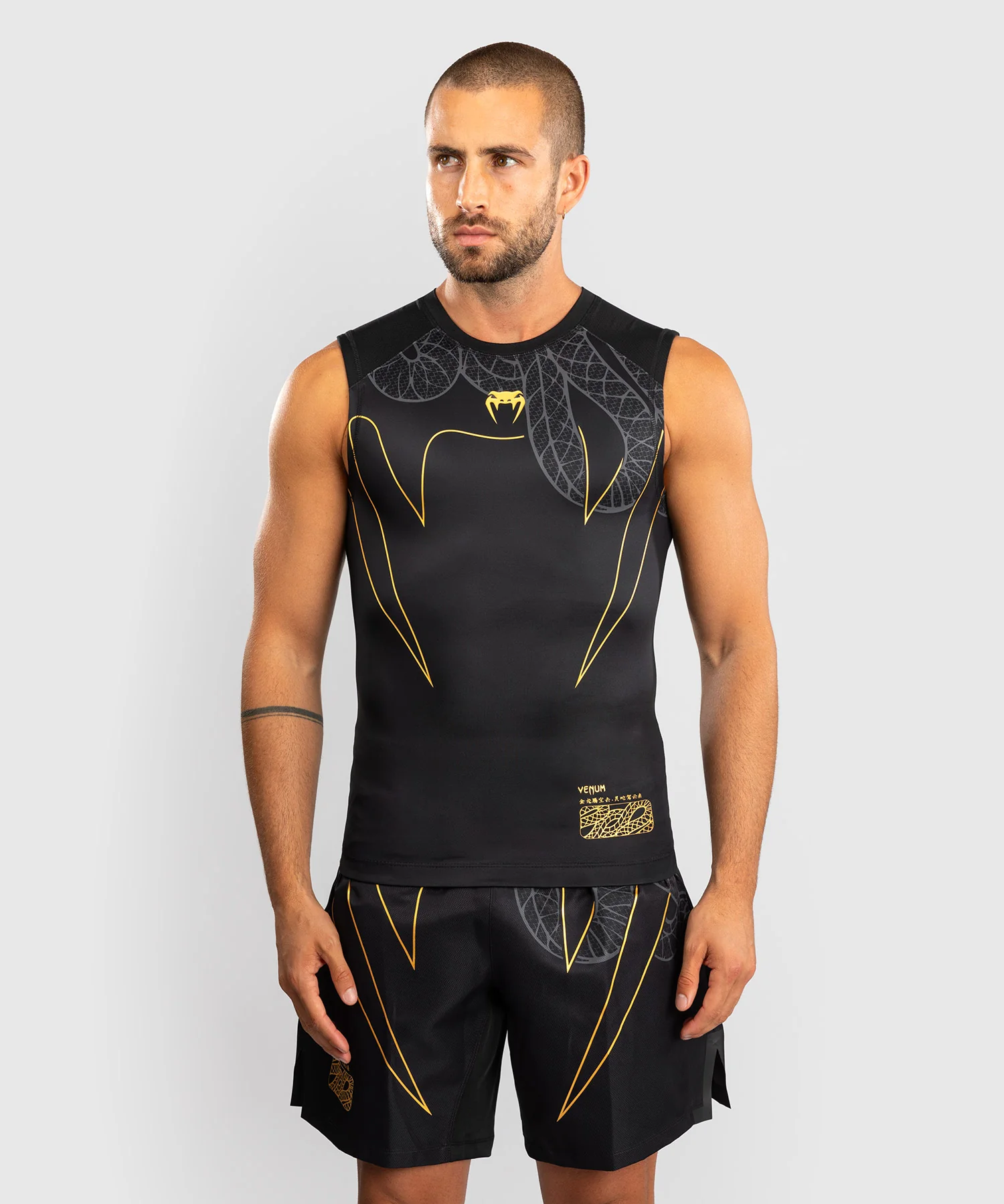 Rashguard Sans Manches Venum Serpenti – Noir/Argent/Or