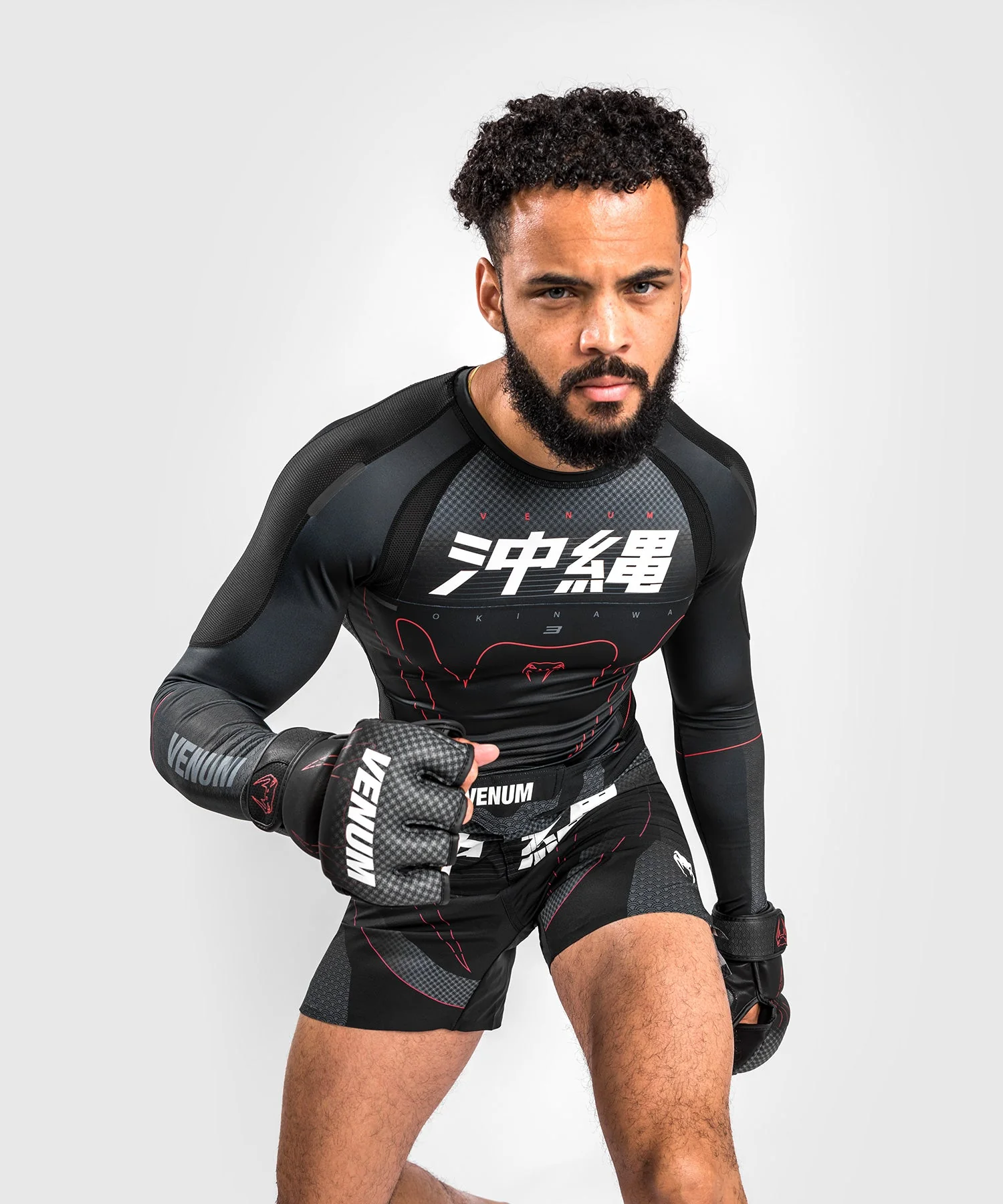 Rashguard Venum Okinawa 3.0- Manches longues - Noir/Rouge - Image 3