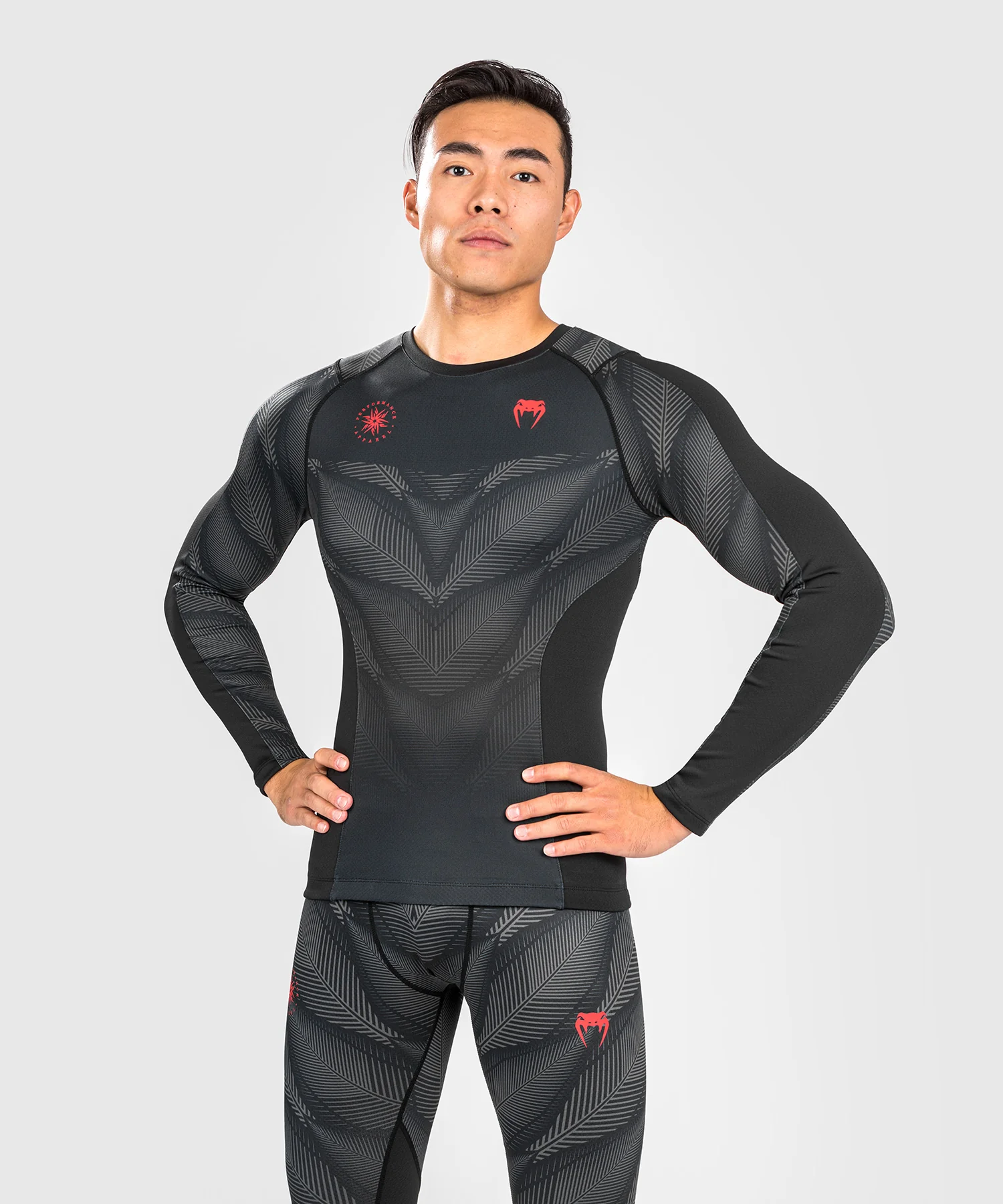 Rashguard Venum Phantom - Manches Longues - Noir/Rouge - Image 2