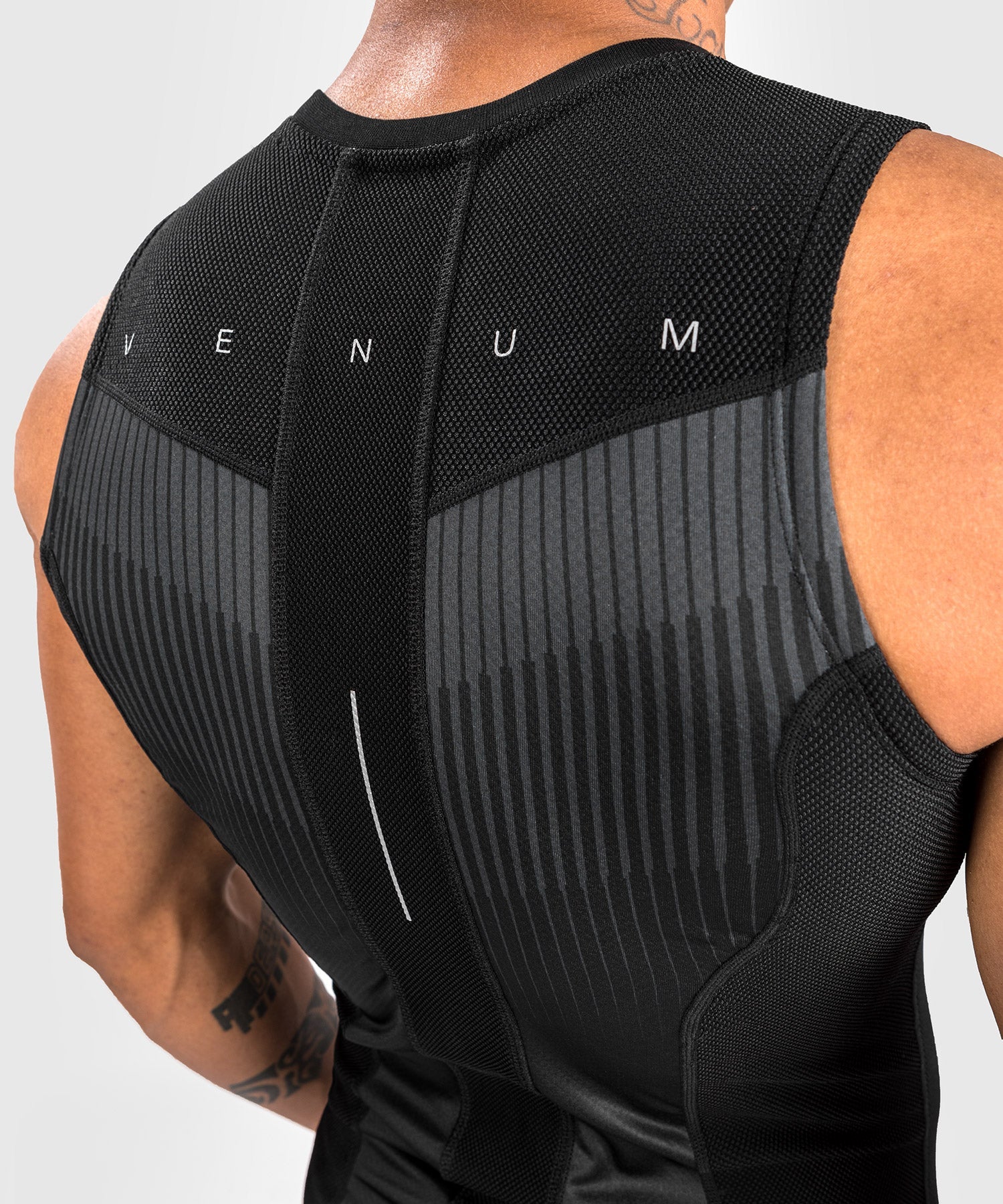 Rashguard Venum Sans Manches Biomecha - Noir/Gris - Image 6