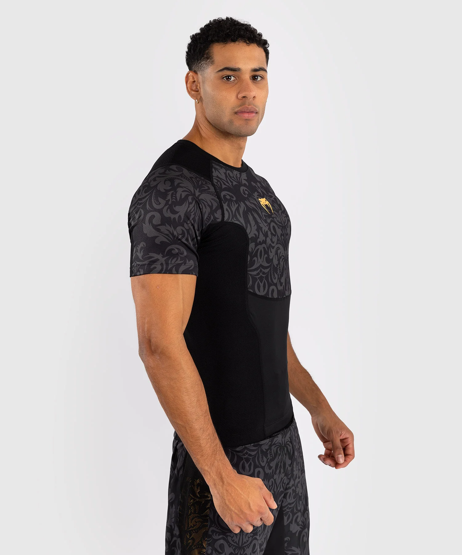 Rashguard Venum x Topuria Unmatched Edition - Noir/Doré - Image 2