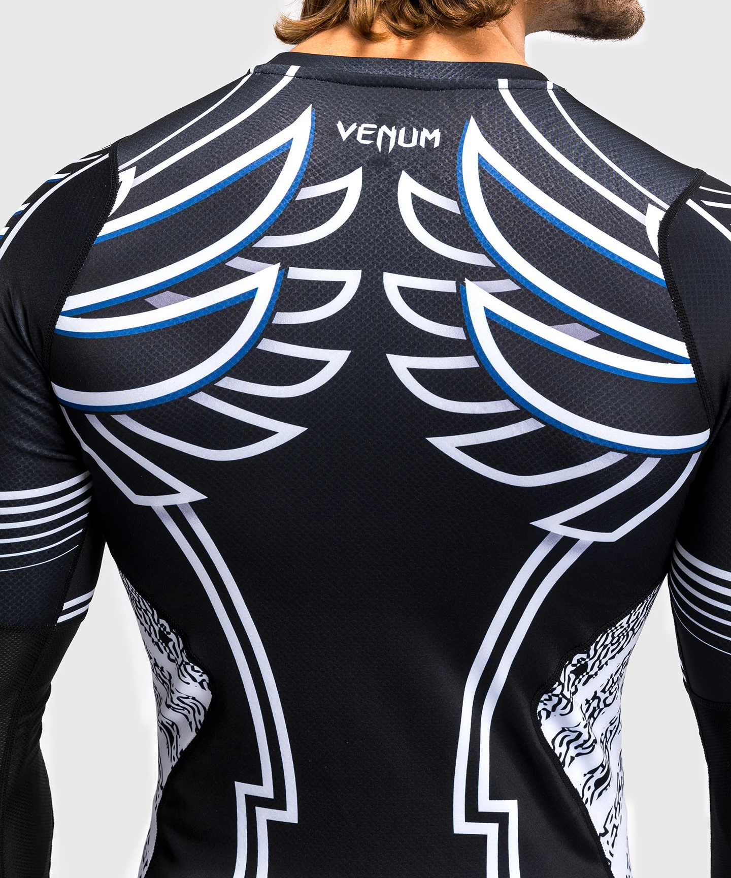 Rashguard Venum x TEKKEN 8 - Jin Kazama - Bleu/Noir/Blanc - Image 3