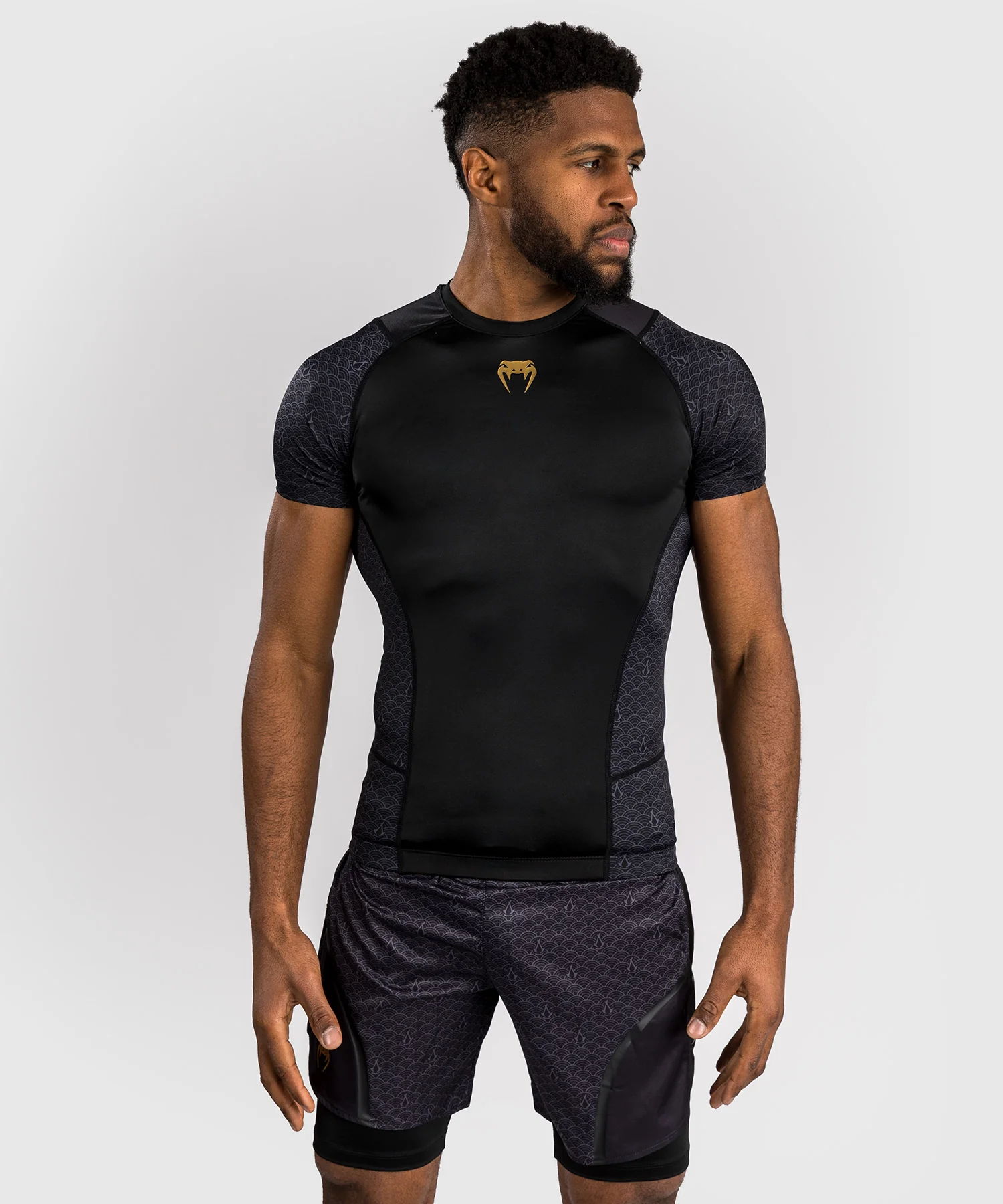 Rashguard Manches Courtes Venum x Assassin's Creed Shadows - Noir