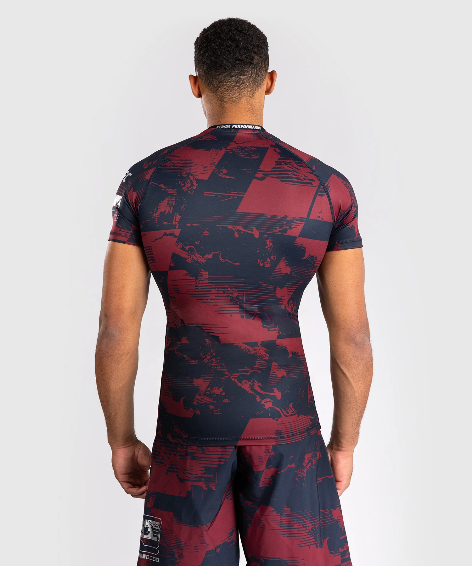 Rashguard manches courtes Performance Homme UFC Zenith by Venum Authentic Fight Week - Bleu marine/Bordeaux/Argent - Image 4