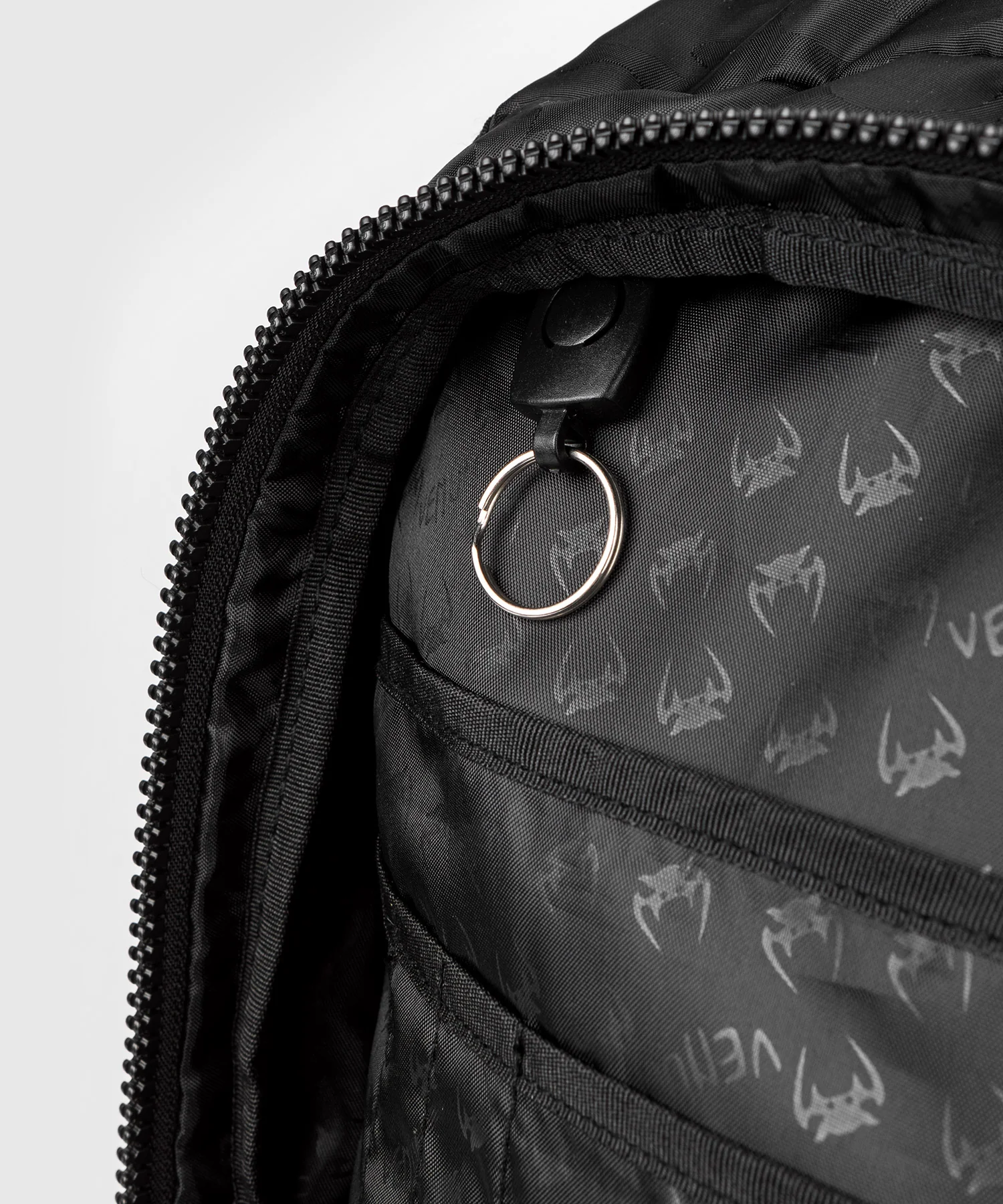 Sac à Dos Venum Challenger Pro (20-25L) – Noir/Camo Foncé - Image 8