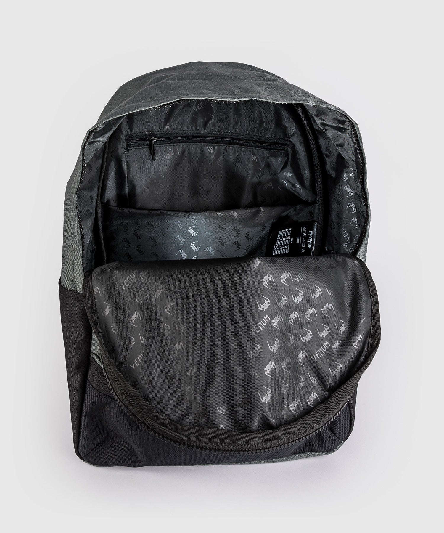 Sac à Dos Venum Evo 2 Light (20-25L) – Noir/Gris - Image 6