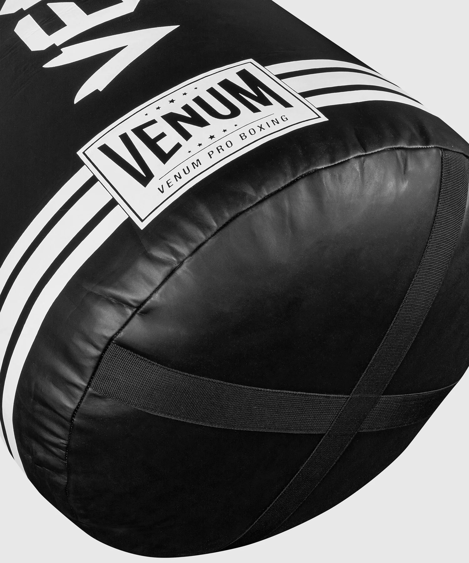 Sac de Frappe Lourd Venum Hurricane – Noir/Blanc - Image 4