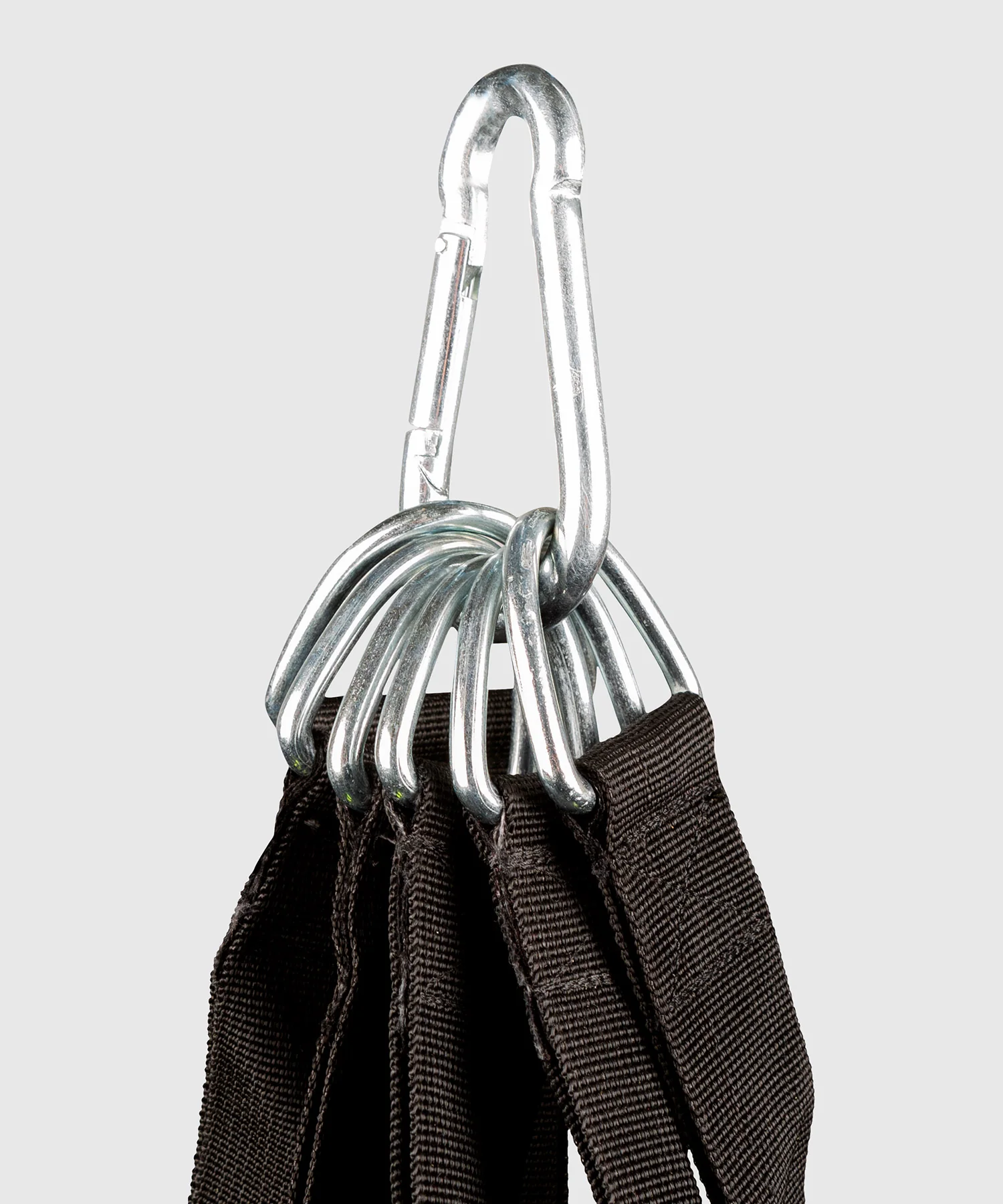 Sac de Frappe Lourd Venum Hurricane – Noir/Blanc - Image 5