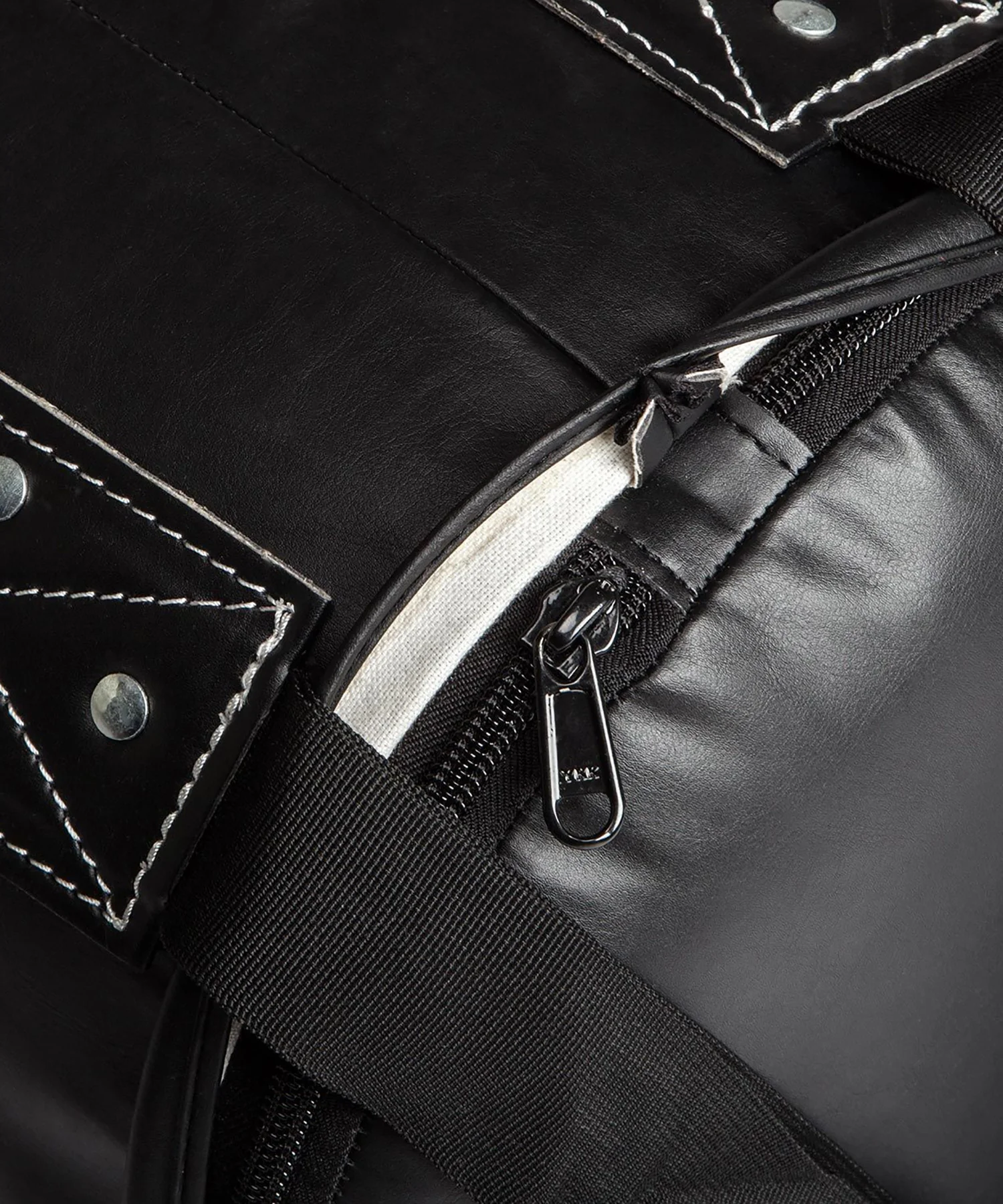 Sac de Frappe Venum Challenger + Crochet de Plafond - Noir/Blanc - Rempli - 150cm - Image 6