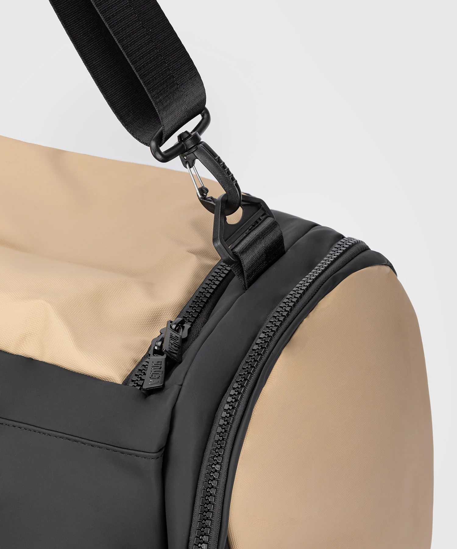 Sac de Sport Venum Evo 2 Trainer Lite (55-63L) – Noir/Sable - Image 5