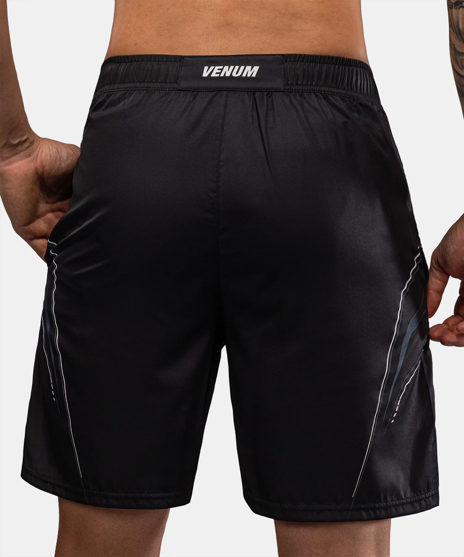 Short d’Entraînement Venum Streamline – Noir/Blanc - Image 5