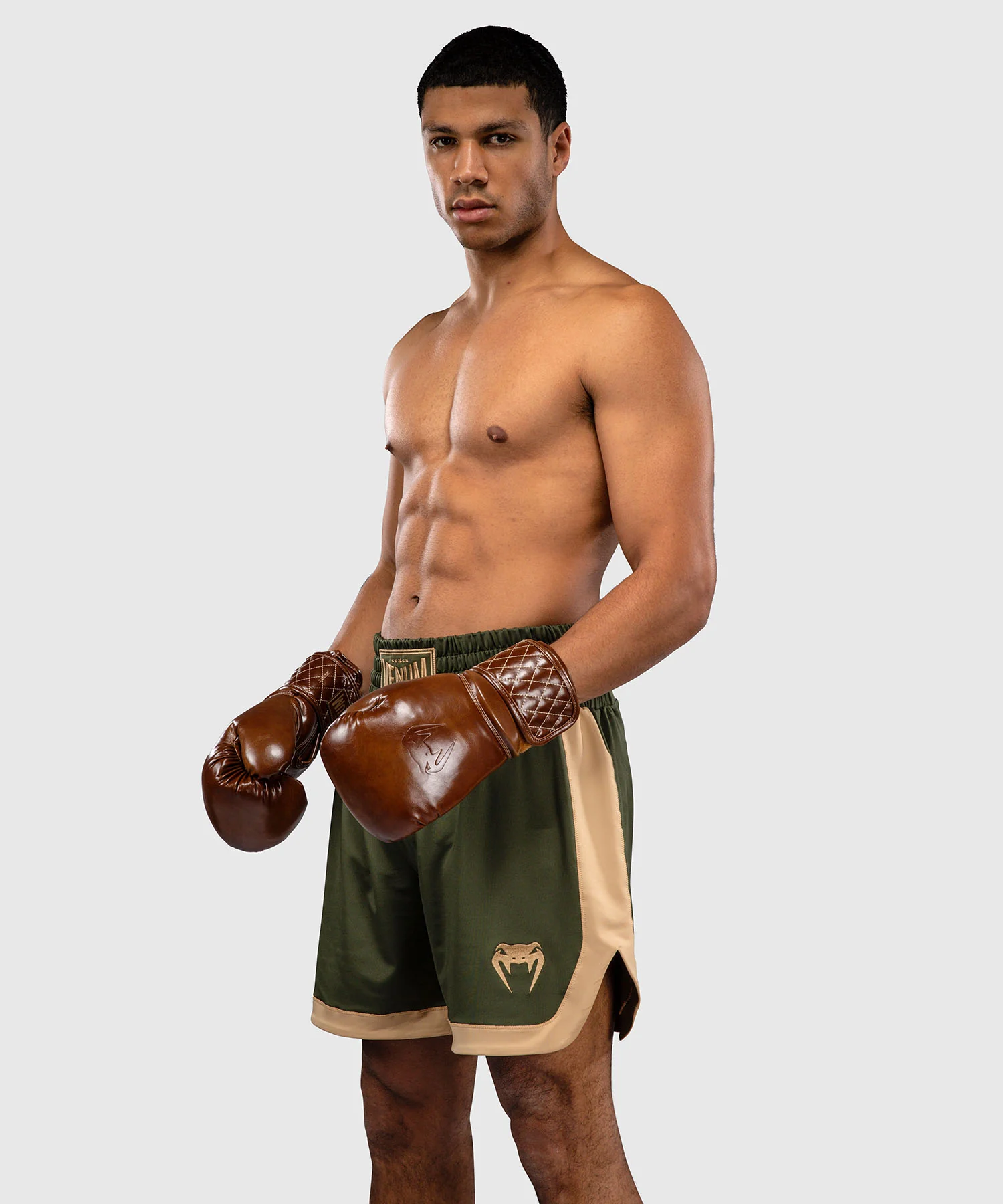 Short de boxe Venum Classic - Vert Militaire/Sable - Image 7