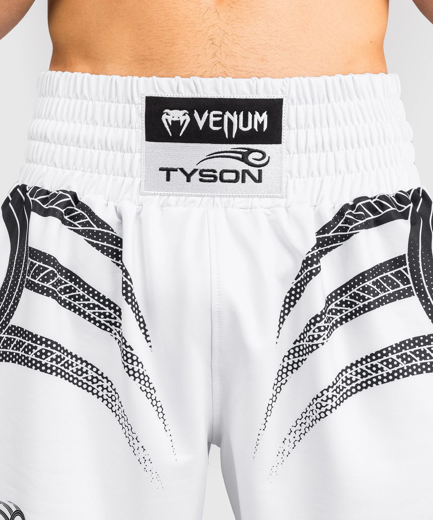 Short de Boxe Venum x Mike Tyson Tiger - Blanc Optique/Noir Profond - Image 5