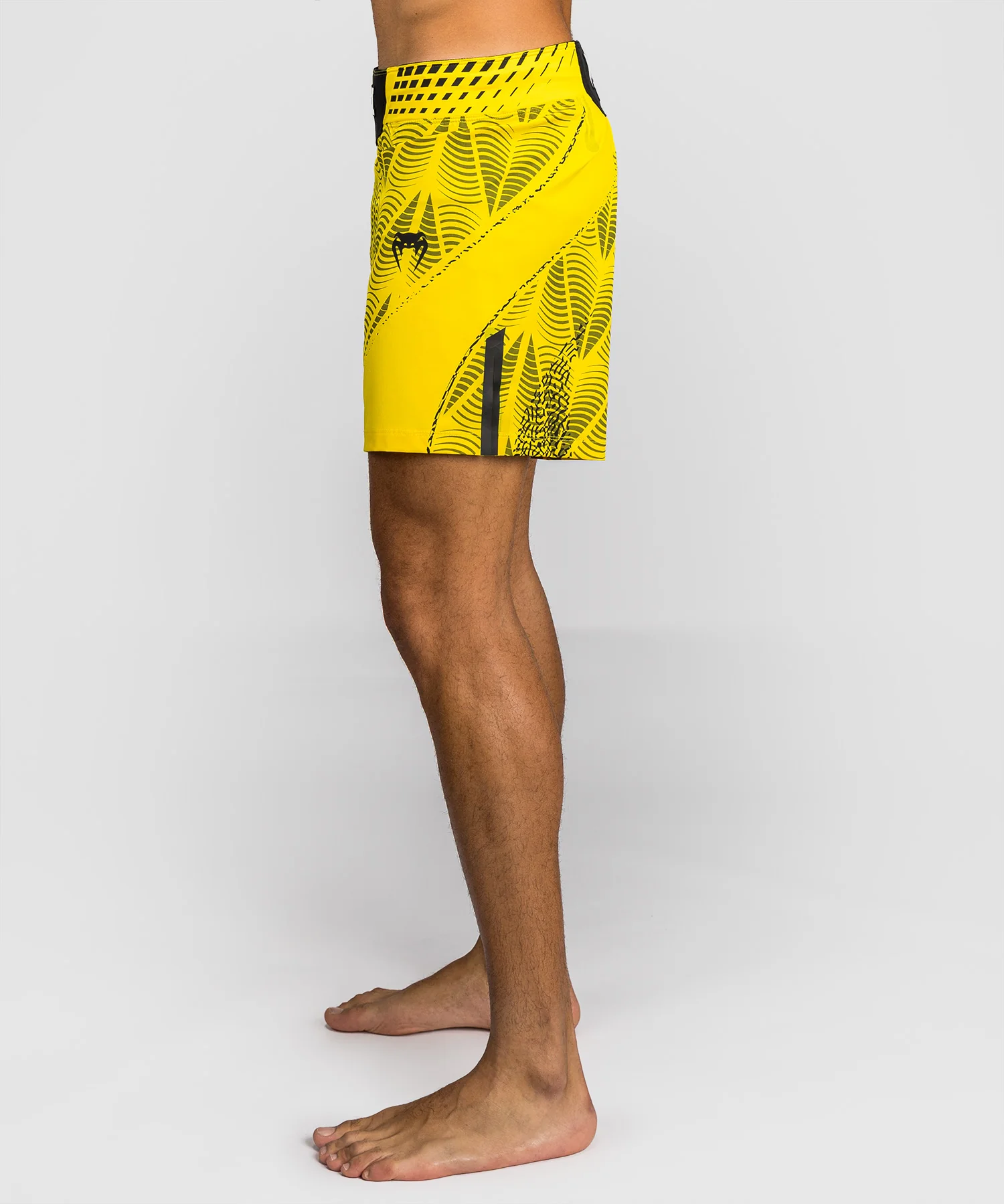 Short de combat coupe courte Homme UFC Zenith by Venum Authentic Fight Night - Jaune - Image 3