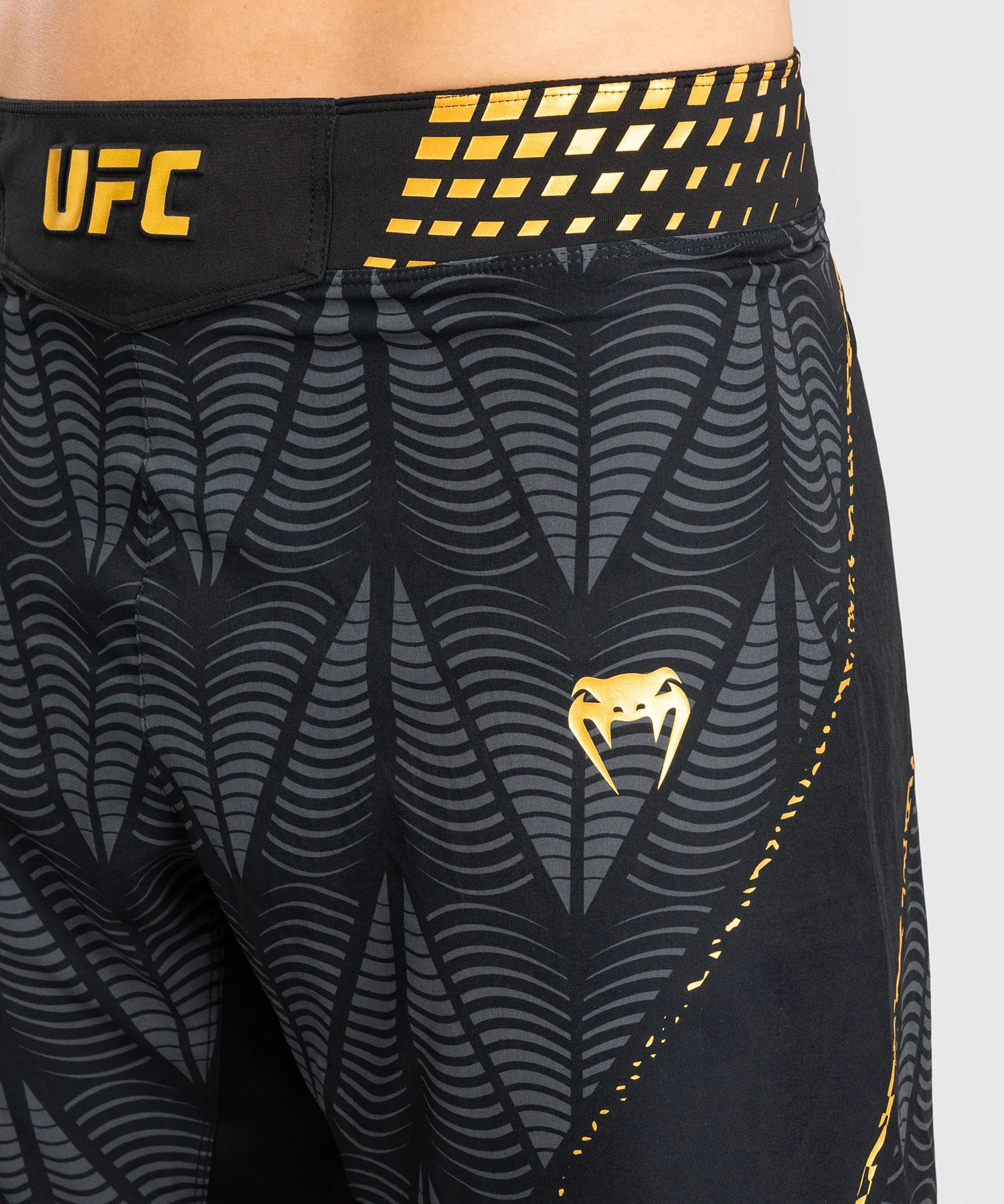 Short de combat coupe longue Homme UFC Zenith by Venum Authentic Fight Night - Champion - Image 7