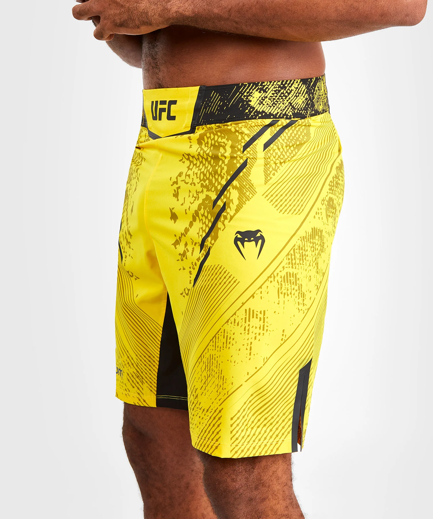 Short de combat Coupe longue pour Hommes UFC Adrenaline by Venum Authentic Fight Night - Jaune - Image 3